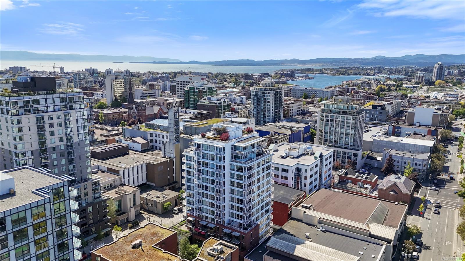 834 Johnson St Apt 1008, Victoria, BC V8W 1N3
