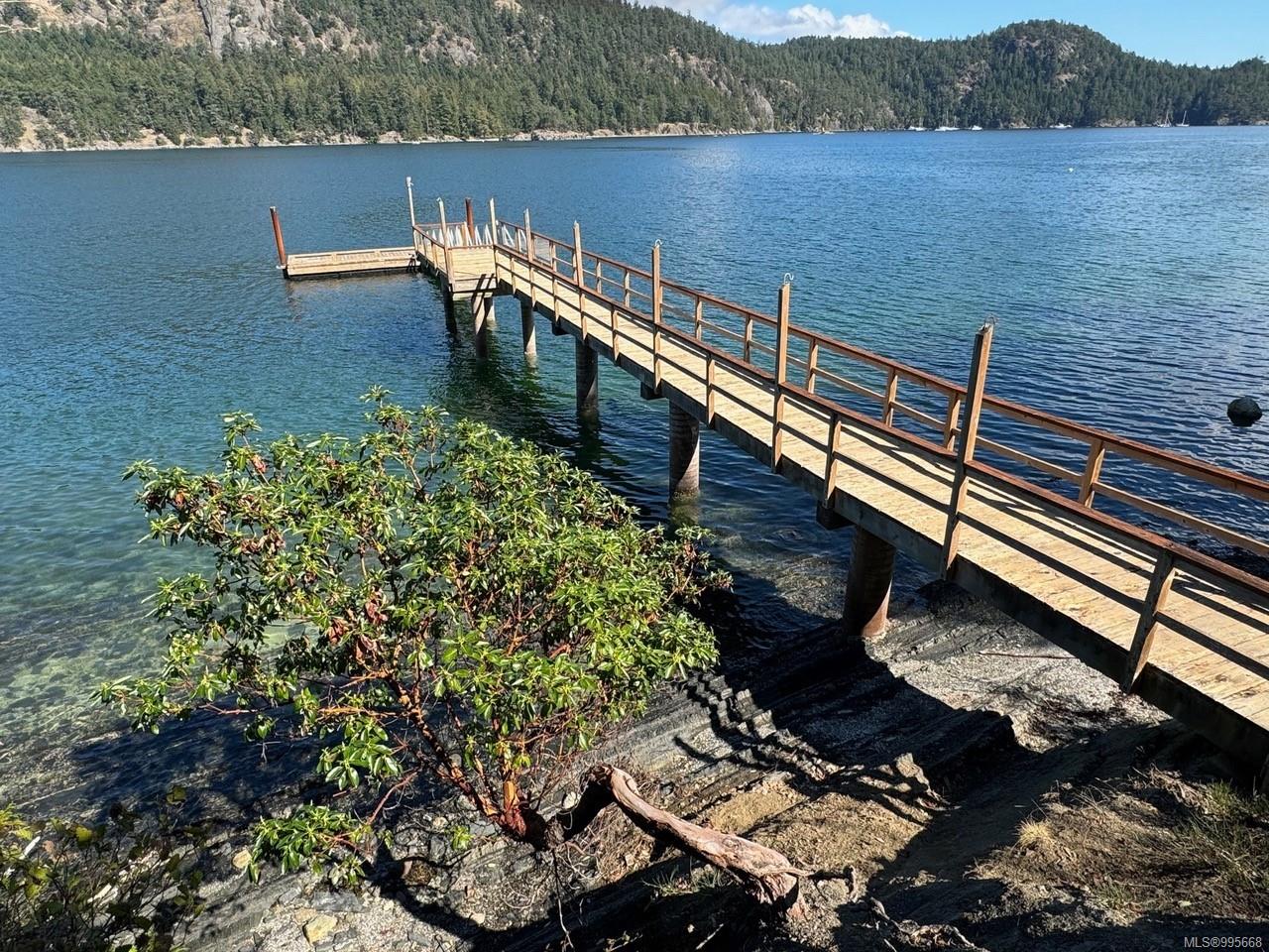 6903 Shark Pl, Pender Island, BC V0N 2M2