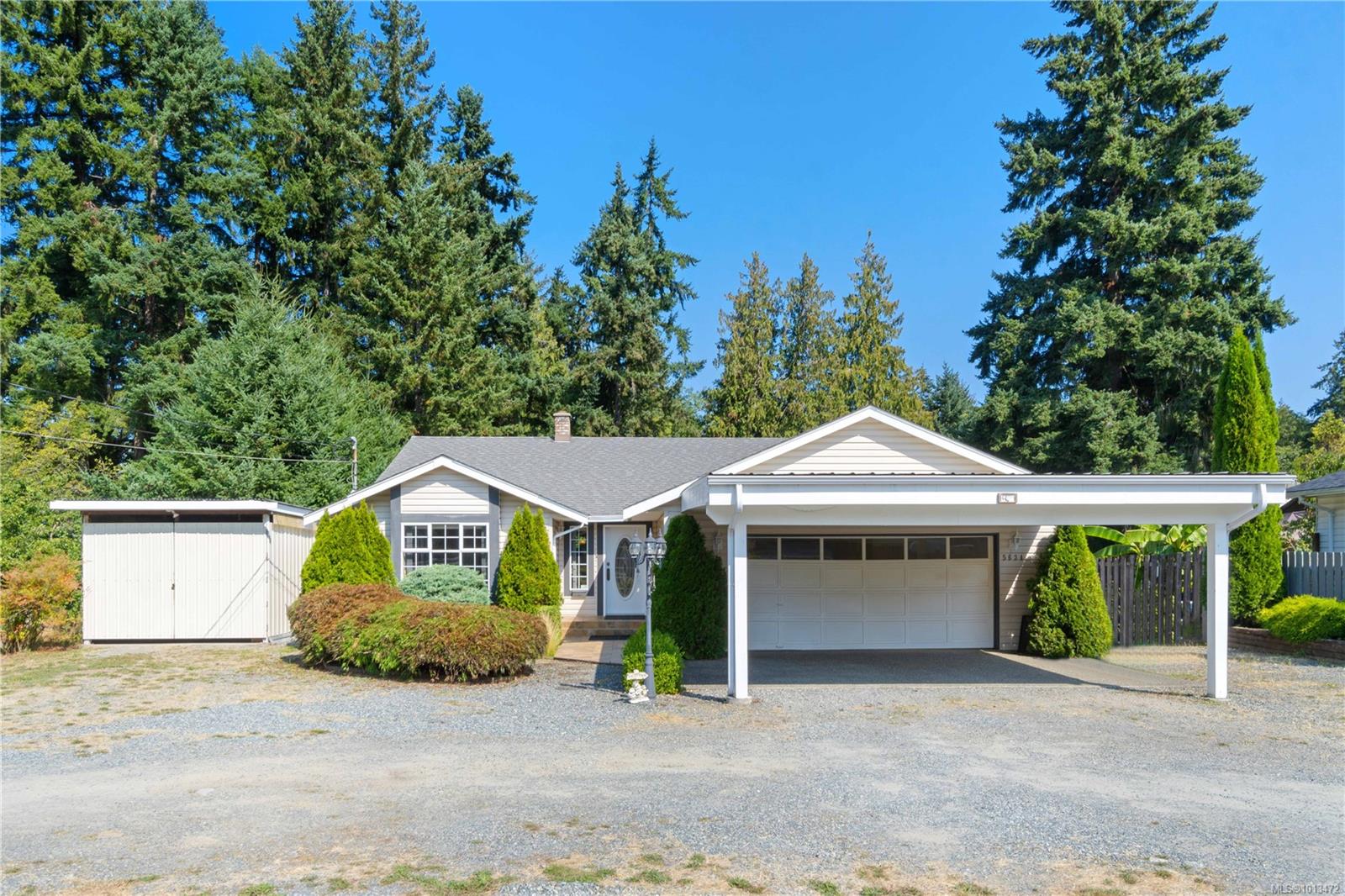5634 Metral Dr, Nanaimo, BC V9T 2L3