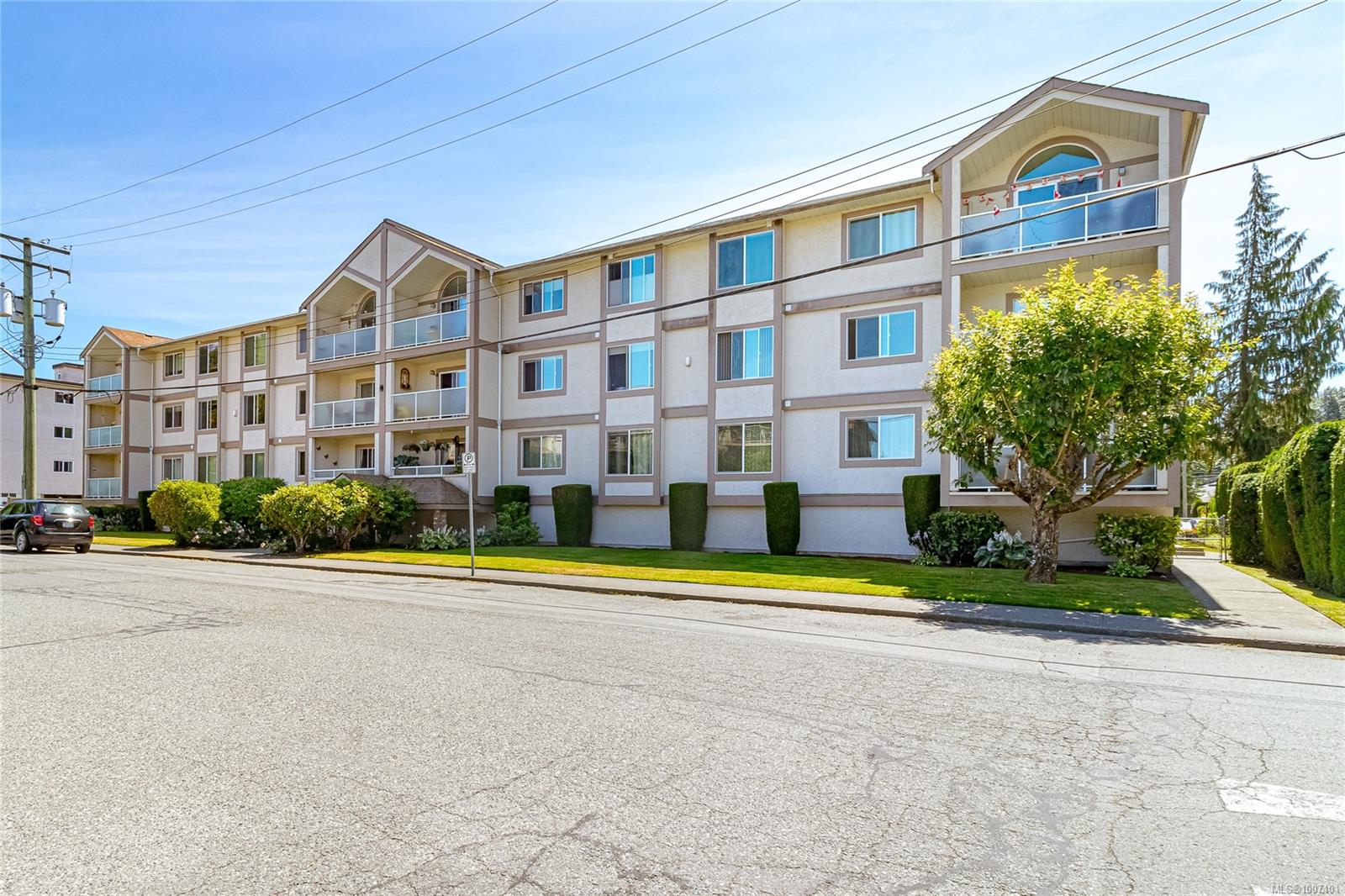 254 First St Apt 202, Duncan, BC V9L 1R2