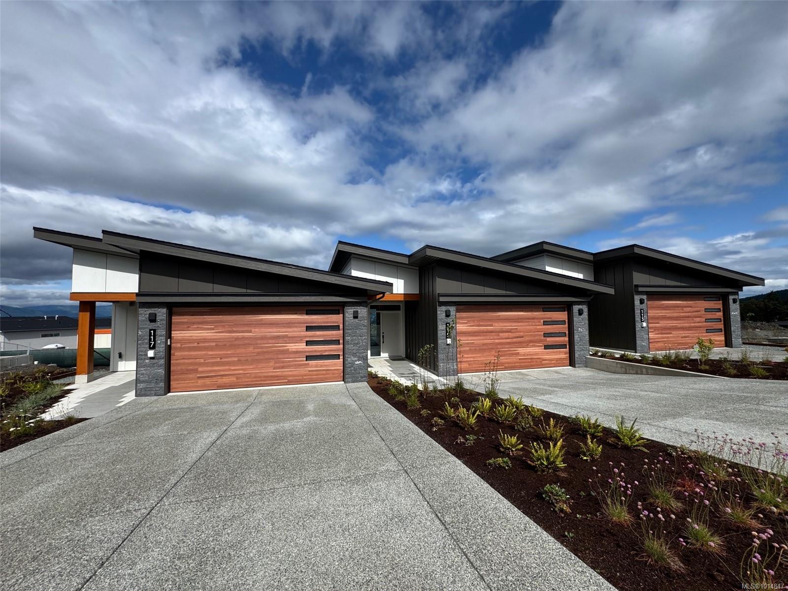 3116 Woodrush Dr Apt 115, Duncan, BC V9L 0G1