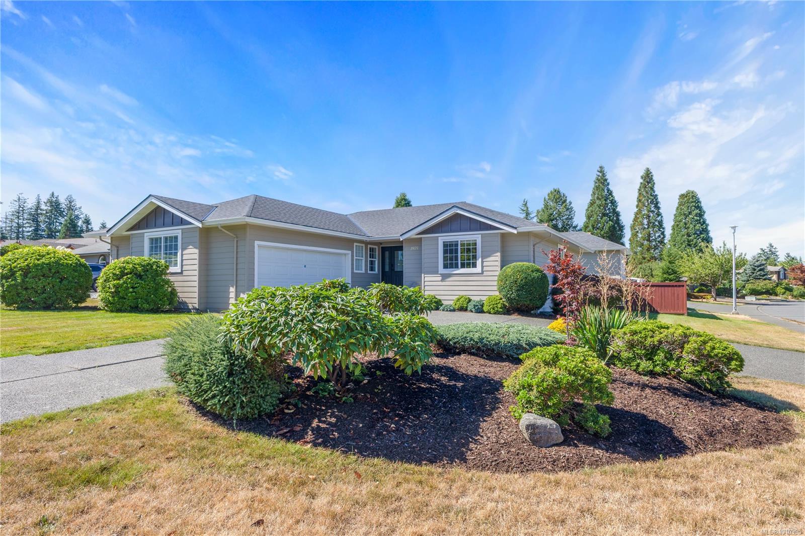 1975 Augusta Pl, Campbell River, BC V9H 1R5