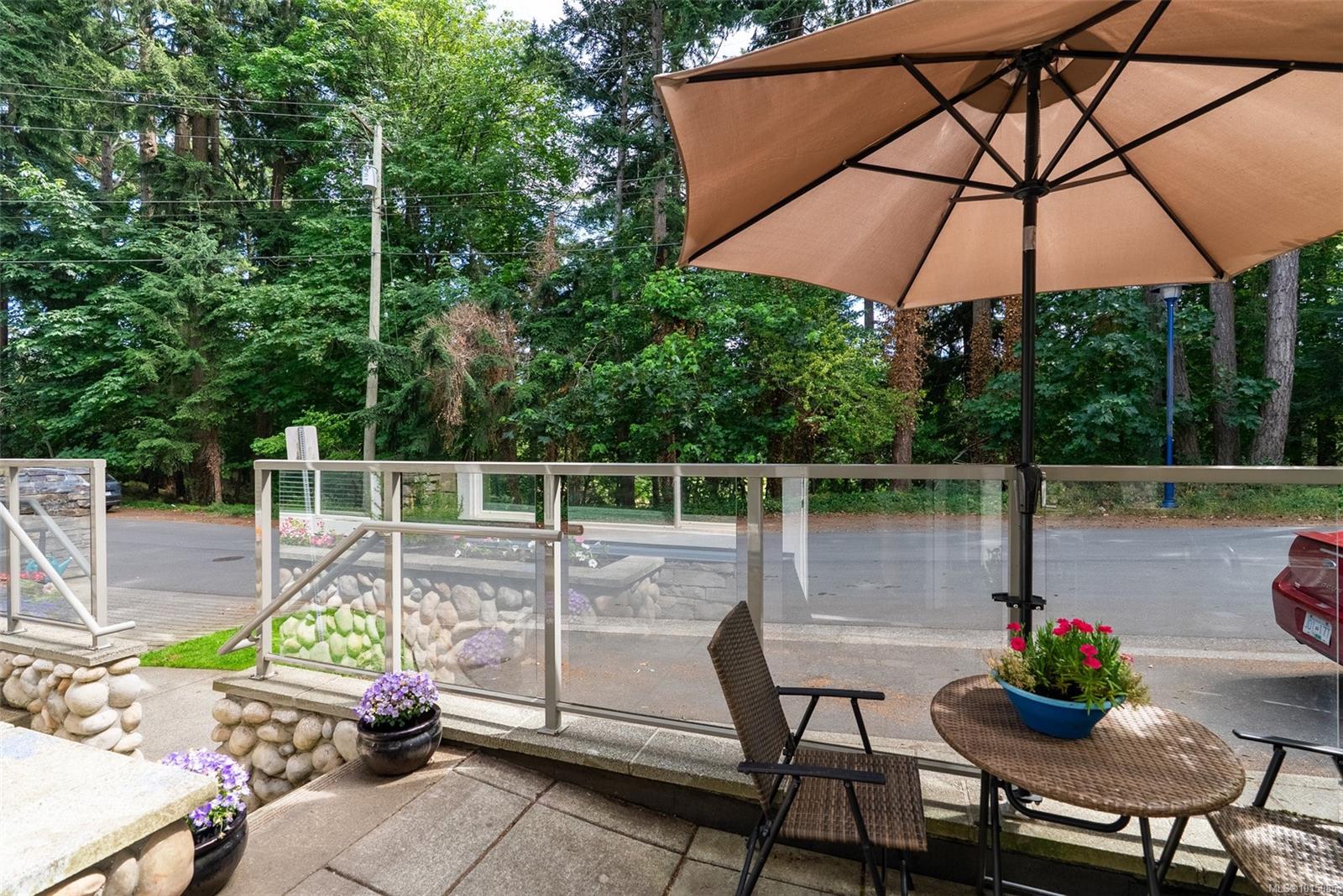 608 Fairway Ave Apt 108, Langford, BC V9B 2R5