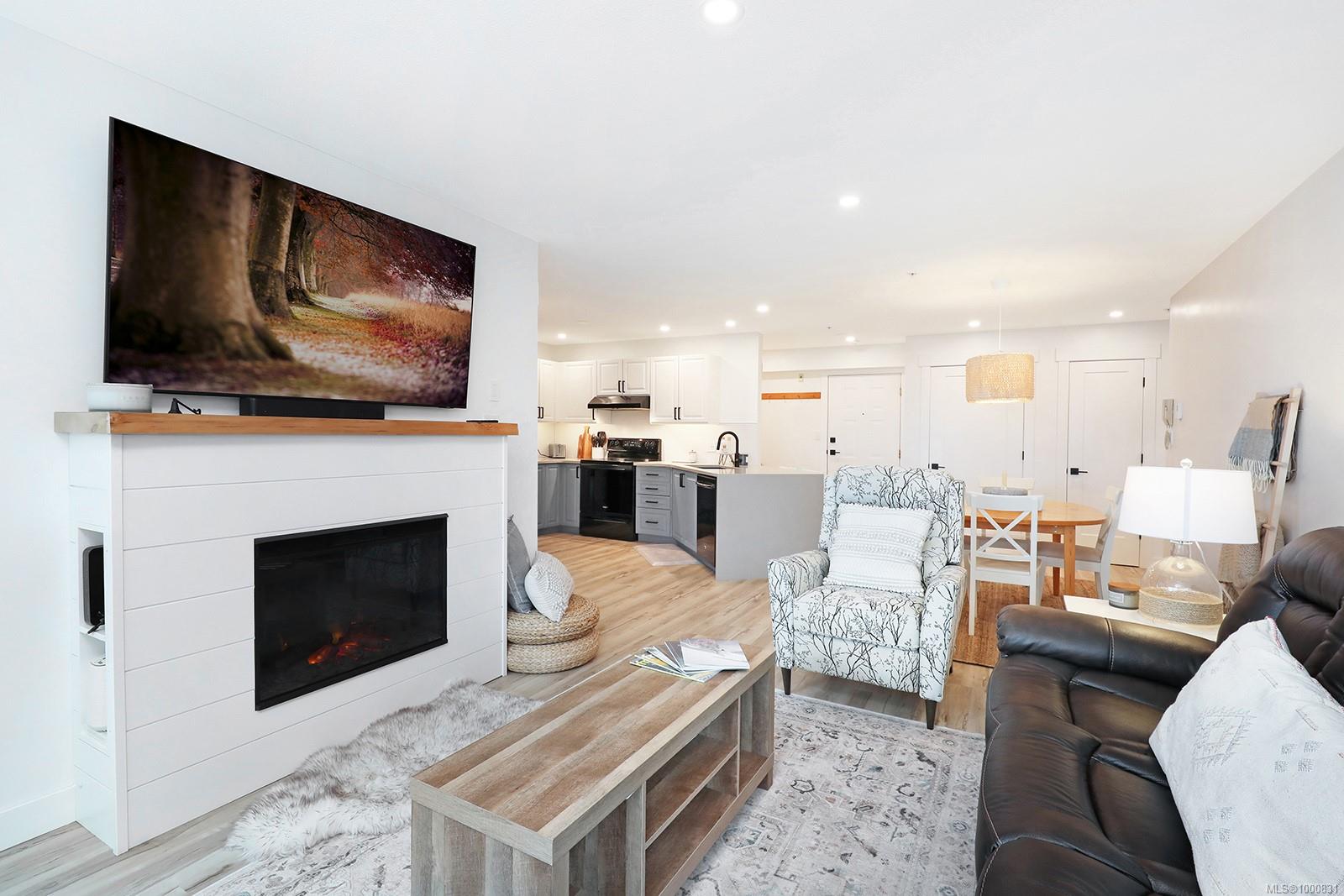 1320 Henry Rd Apt 212, Courtenay, BC V0P 1N0