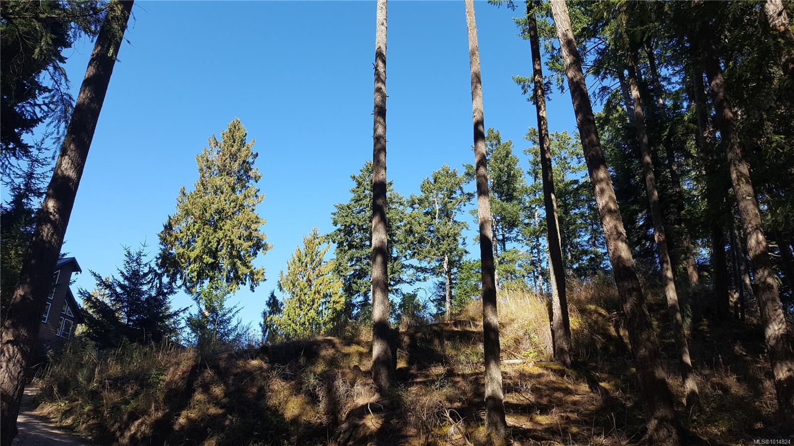 4622 Sailor Rd, Pender Island, BC V0N 2M0