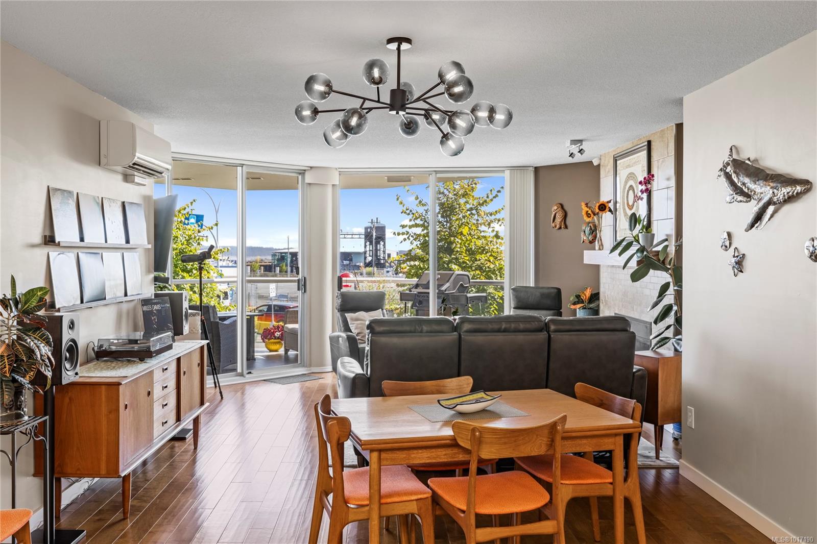 158 Promenade Dr Apt 206, Nanaimo, BC V9R 6M7