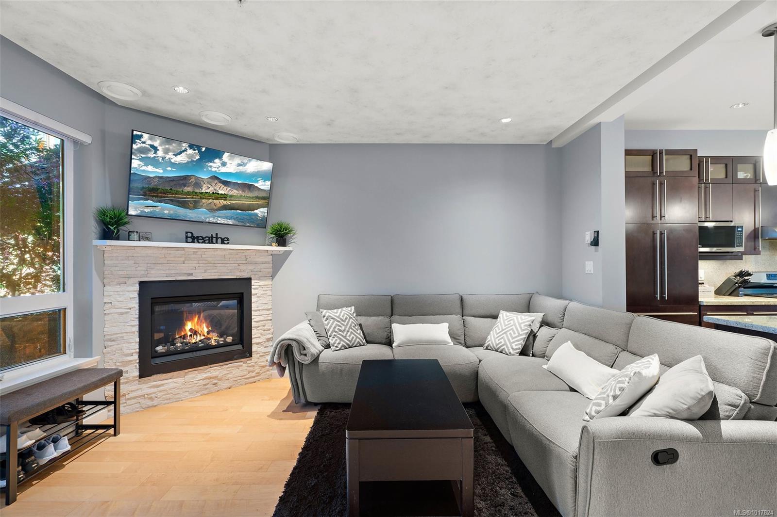 6583 Lincroft Rd, Sooke, BC V9Z 1M2