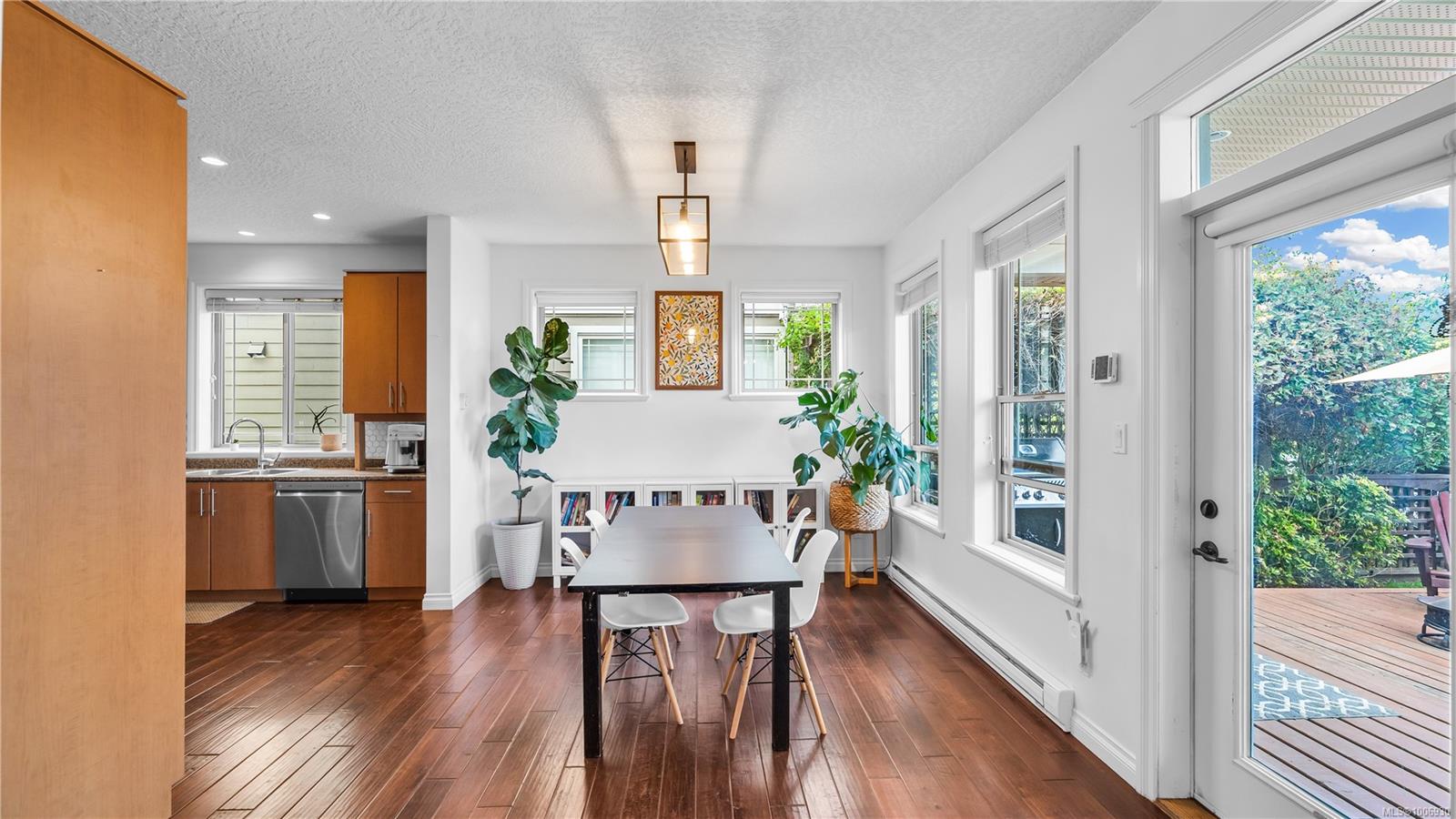 6591 Arranwood Dr Apt 108, Sooke, BC V9Z 0W4