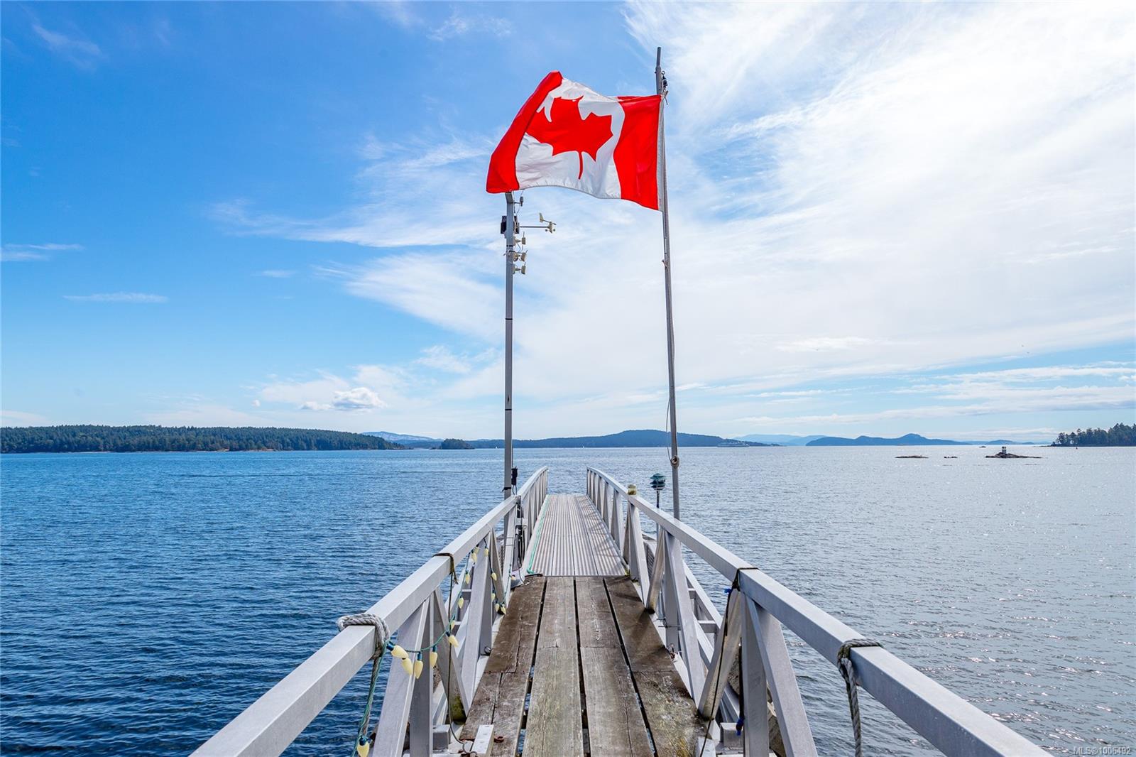73 Mckenzie Cres, Piers Island, BC V8L 5Y7