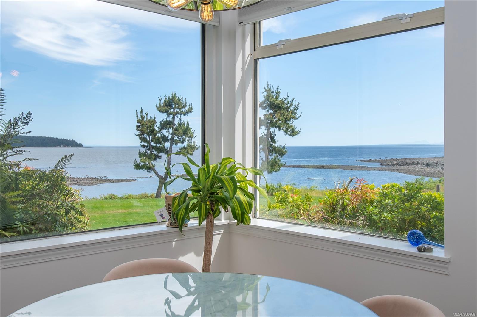 27 Island Hwy S Apt 3210, Campbell River, BC V9W 1A2