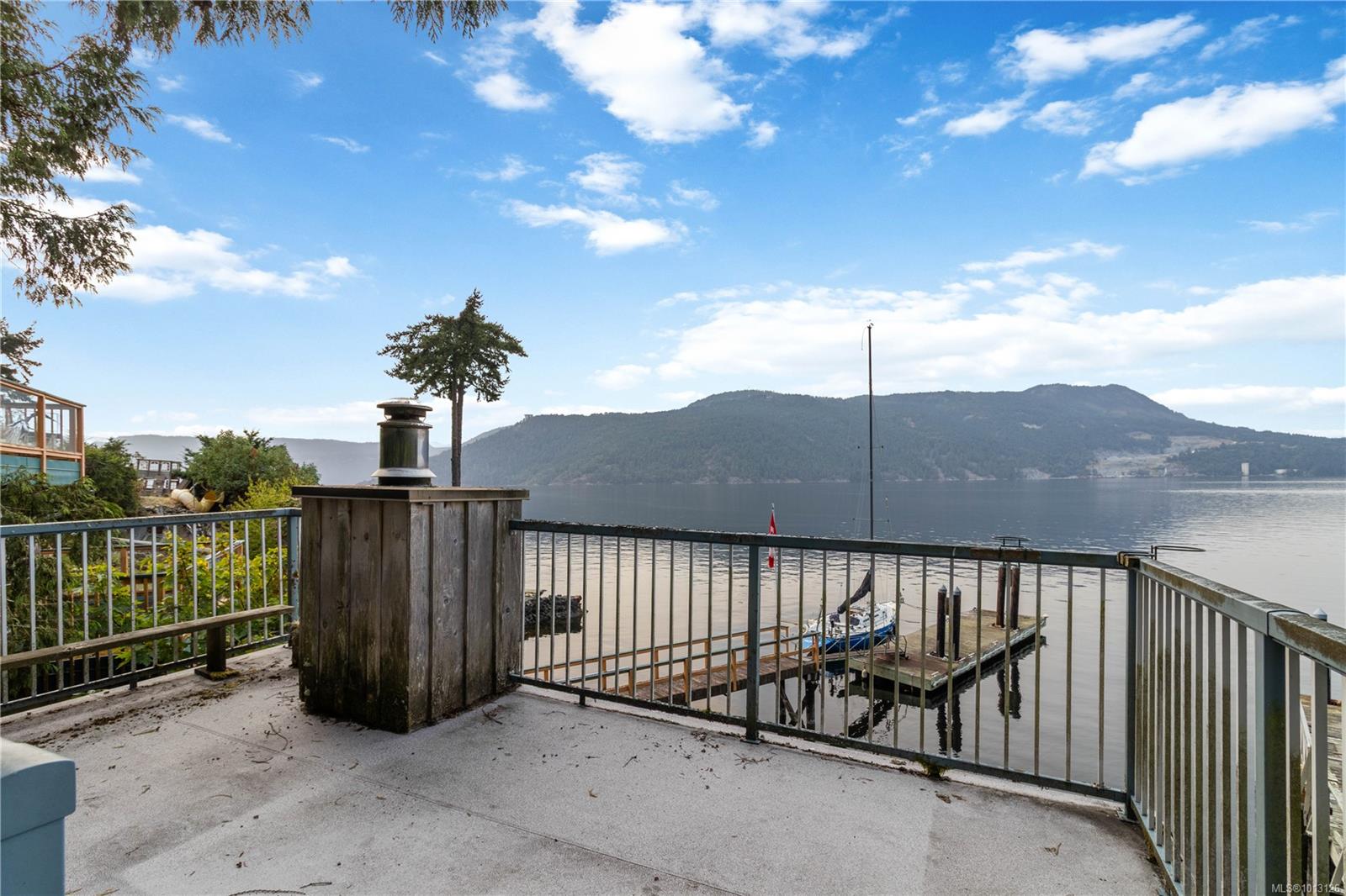 6878 Mark Ln, Central Saanich, BC V9E 2A1