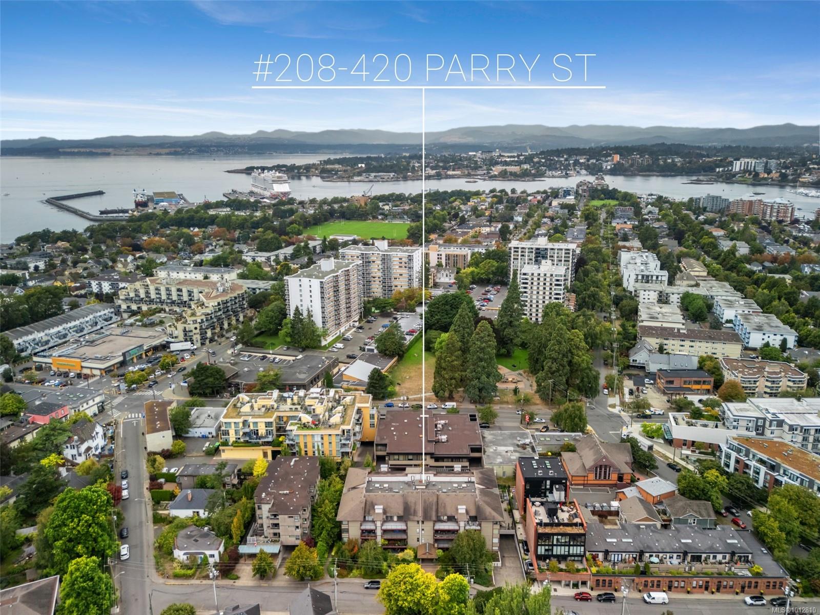 420 Parry St Apt 208, Victoria, BC V8V 2H7