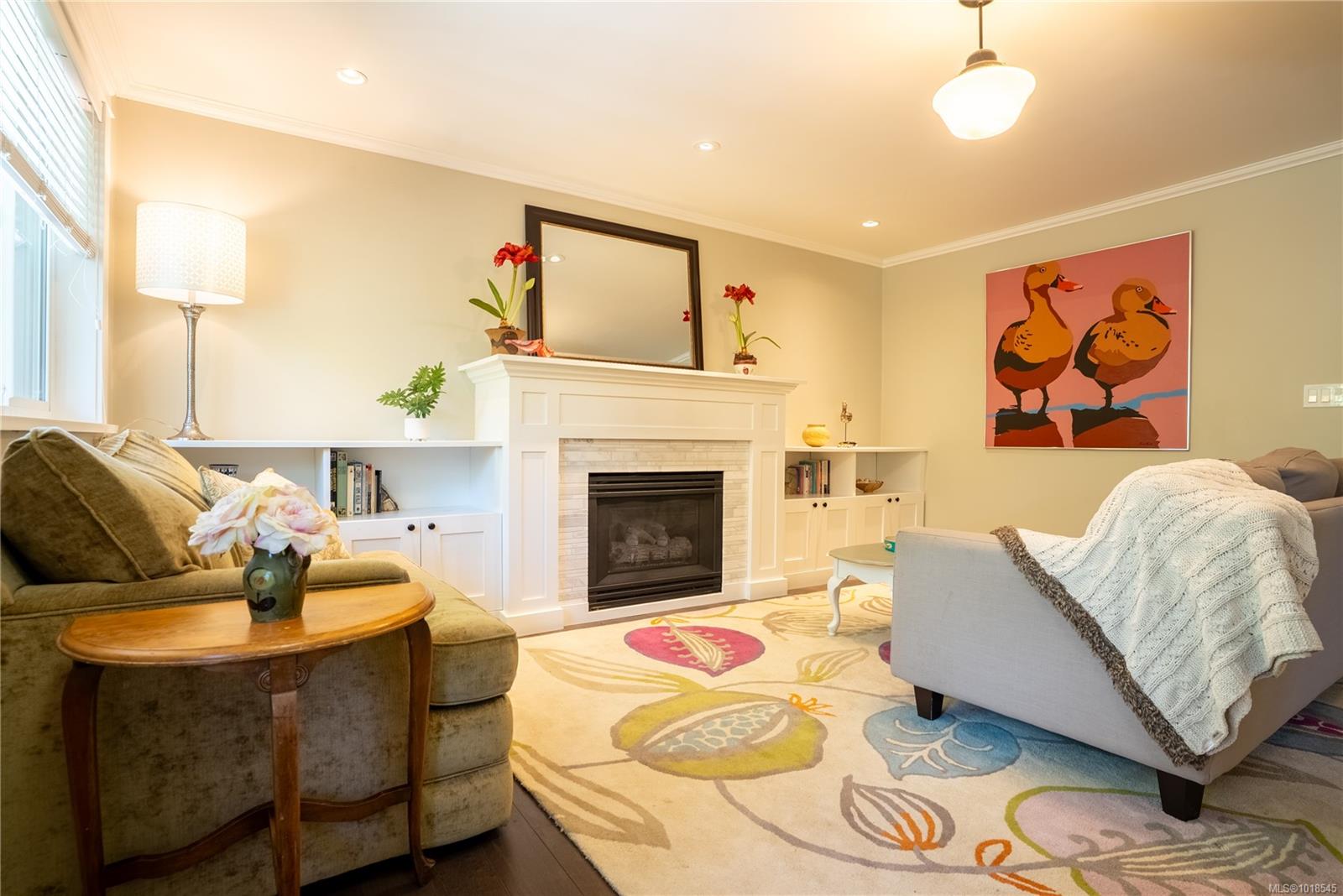 2730 Blackwood St, Victoria, BC V8T 3W5