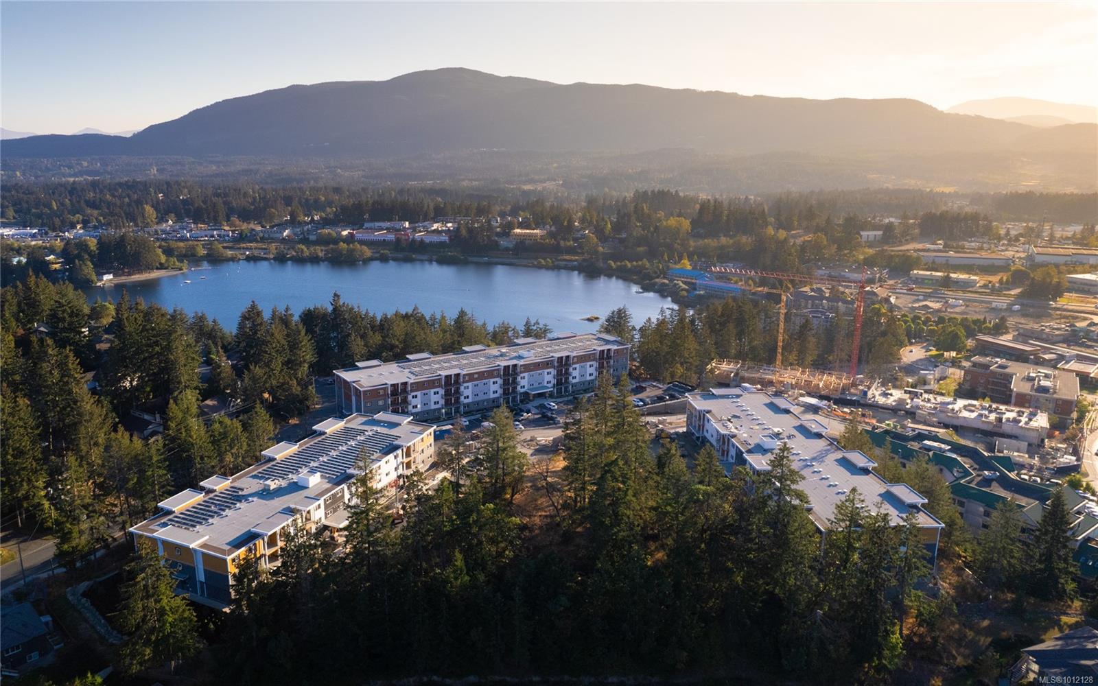 4810 Cedar Ridge Pl Apt 308, Nanaimo, BC V9T 0M7