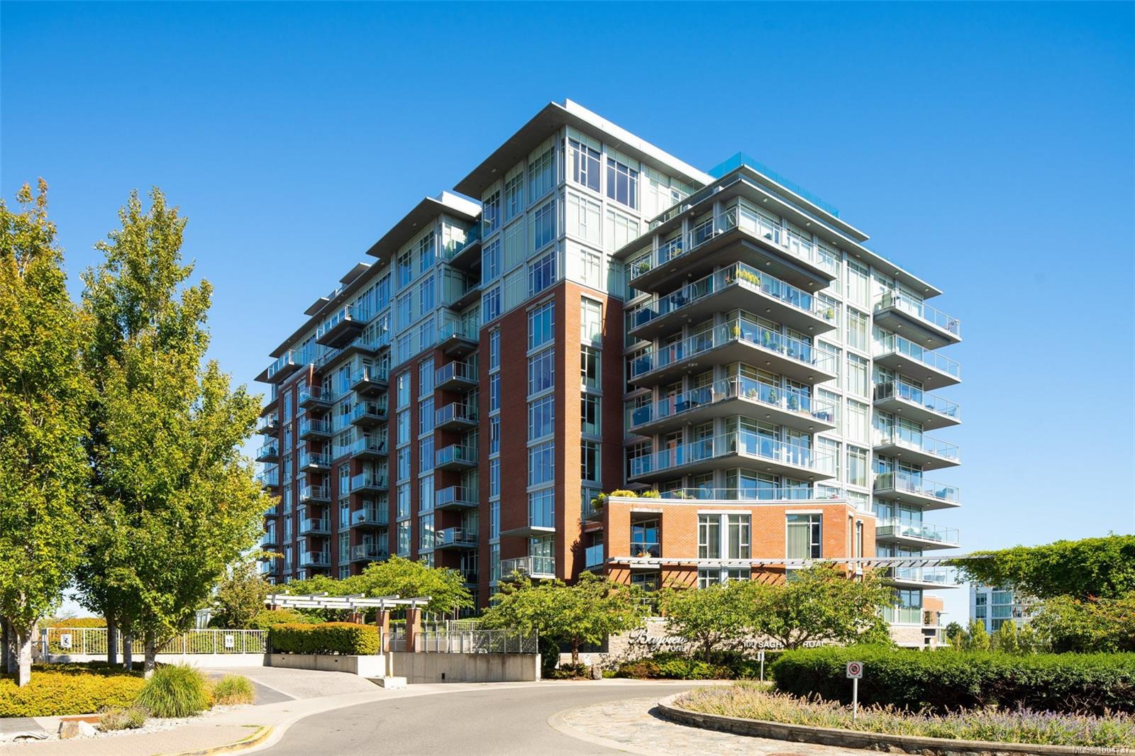 100 Saghalie Rd Apt 208, Victoria, BC V9A 0A1