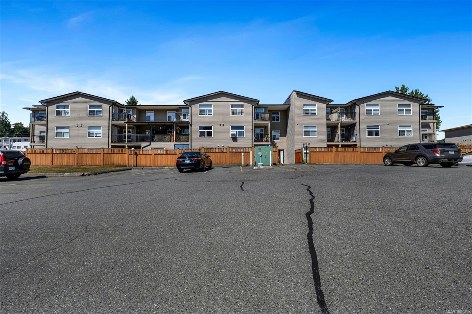 3215 Cowichan Lake Rd Apt 314, Duncan, BC V9L 5G5