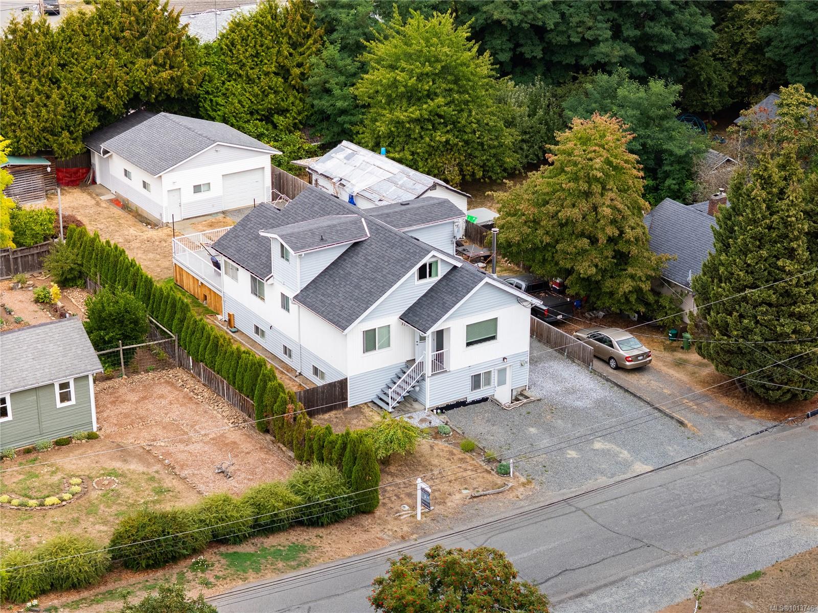 3131 Maxwell St, North Cowichan, BC V0R 1K2