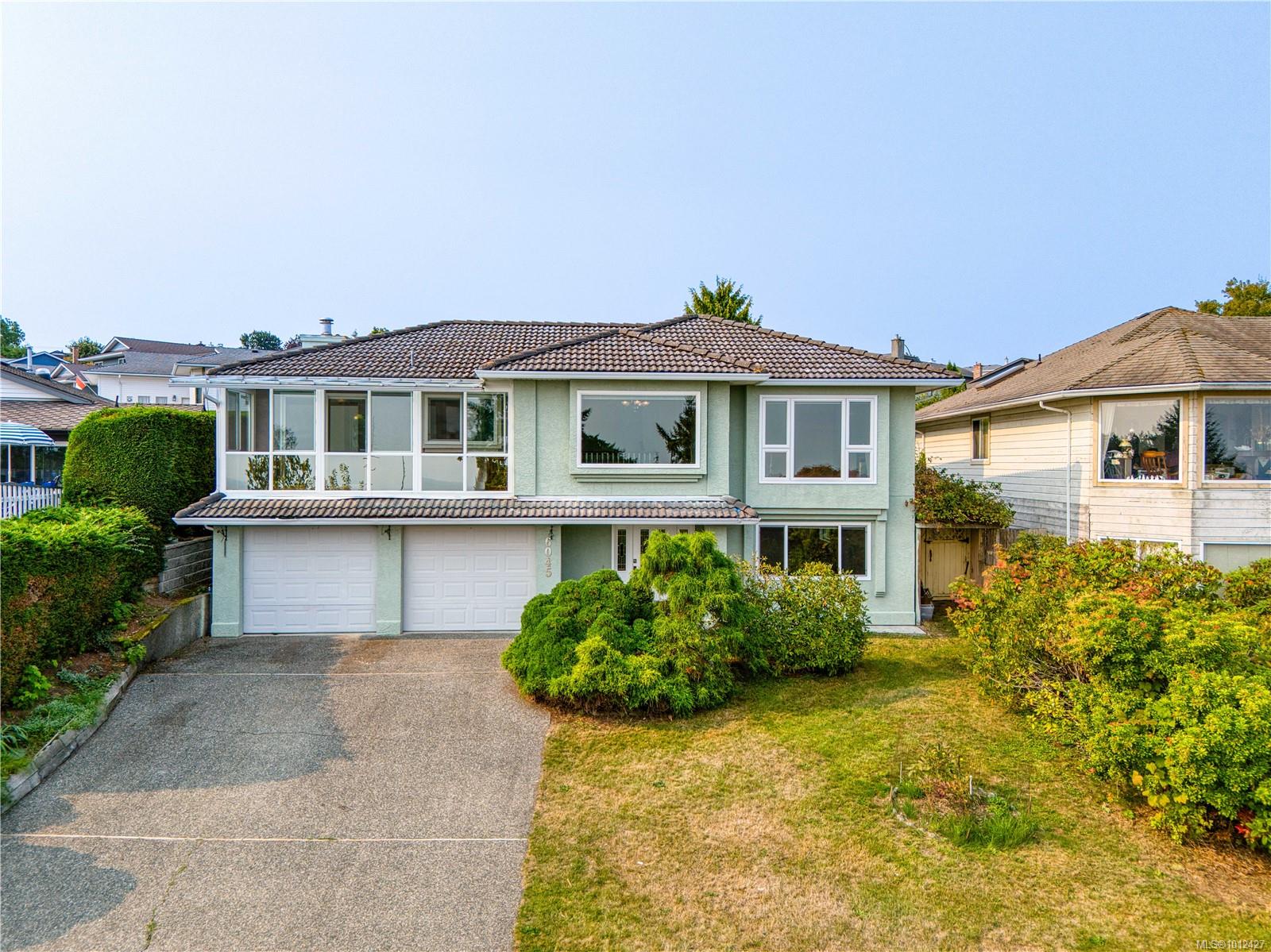 6045 Icarus Dr, Nanaimo, BC V9V 1B7