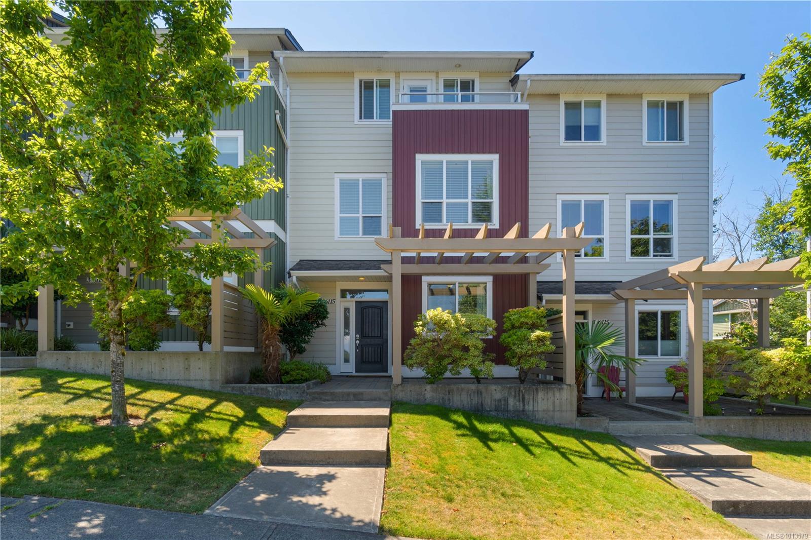 6115 Glacier Way Apt 2, Nanaimo, BC V9T 0H8