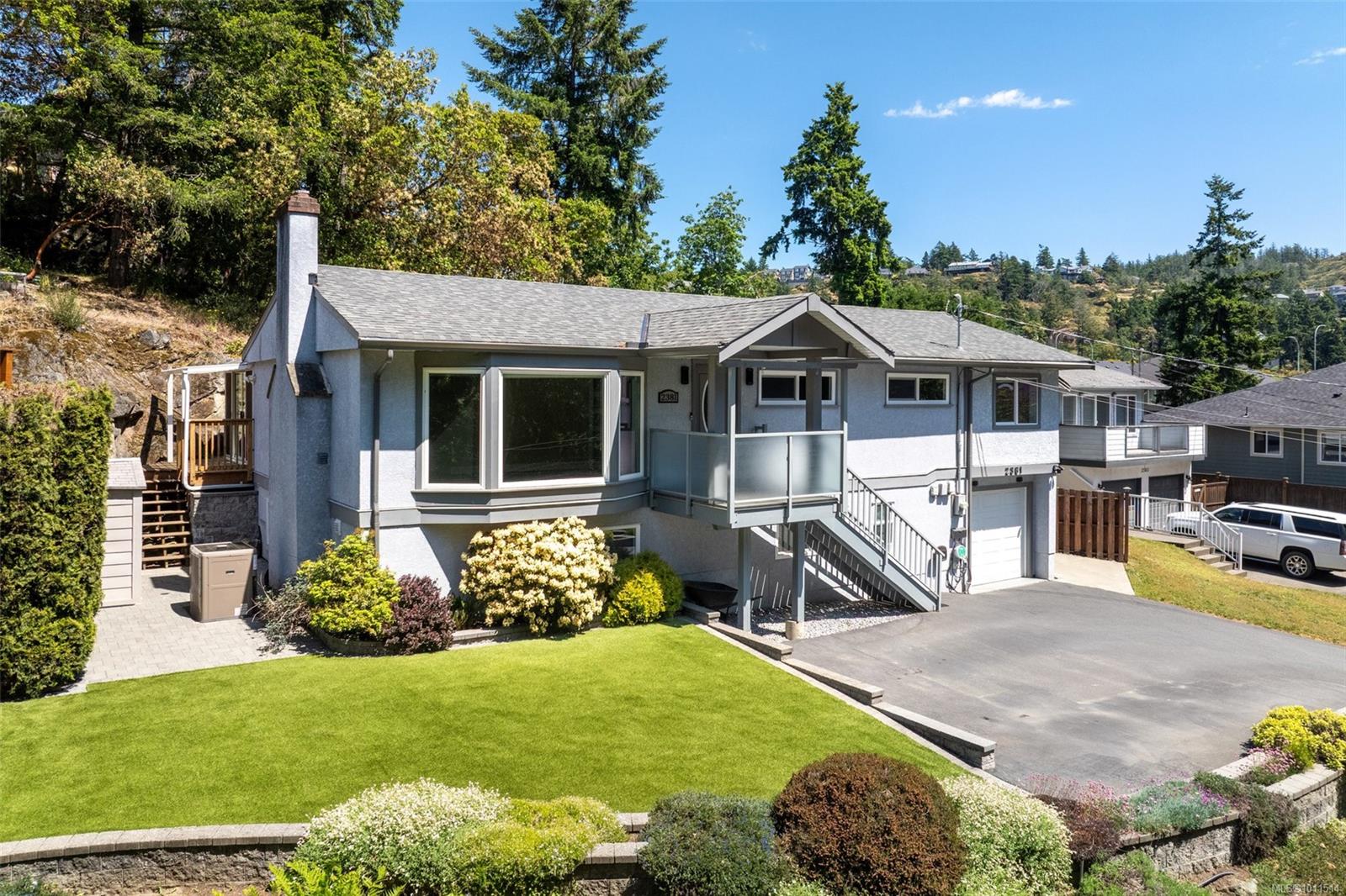 2381 Bellamy Rd, Langford, BC V9B 3M8