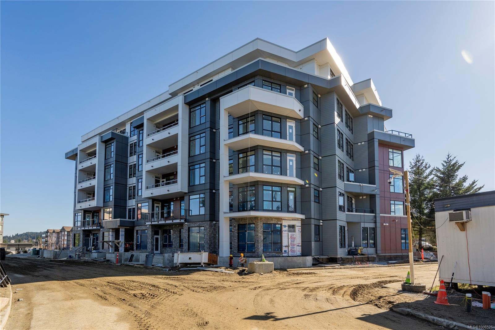 6320 Sentinal Dr Apt 411, Nanaimo, BC V9V 1W4