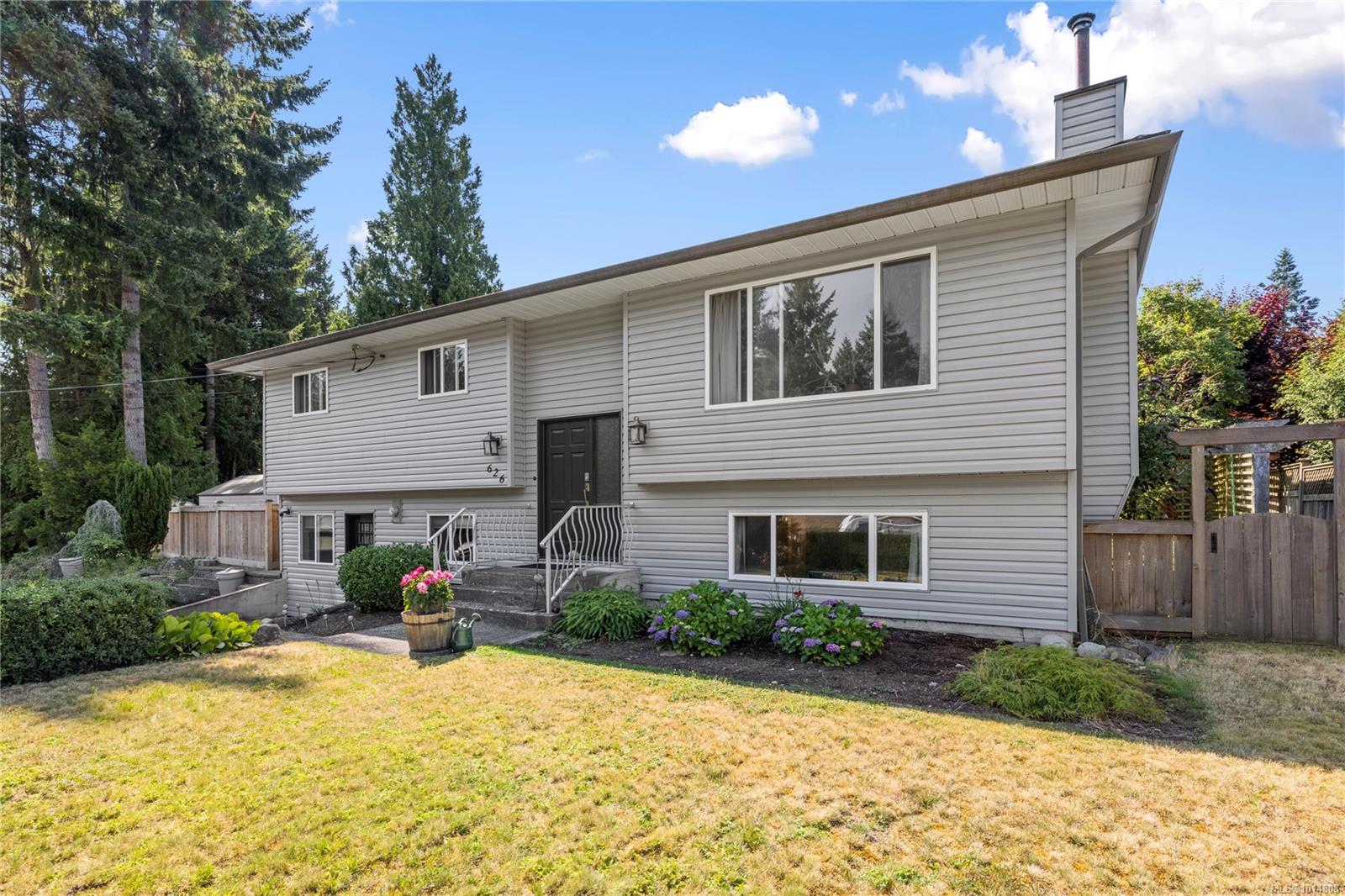 626 Tyee Cres, Qualicum Beach, BC V9K 1B1