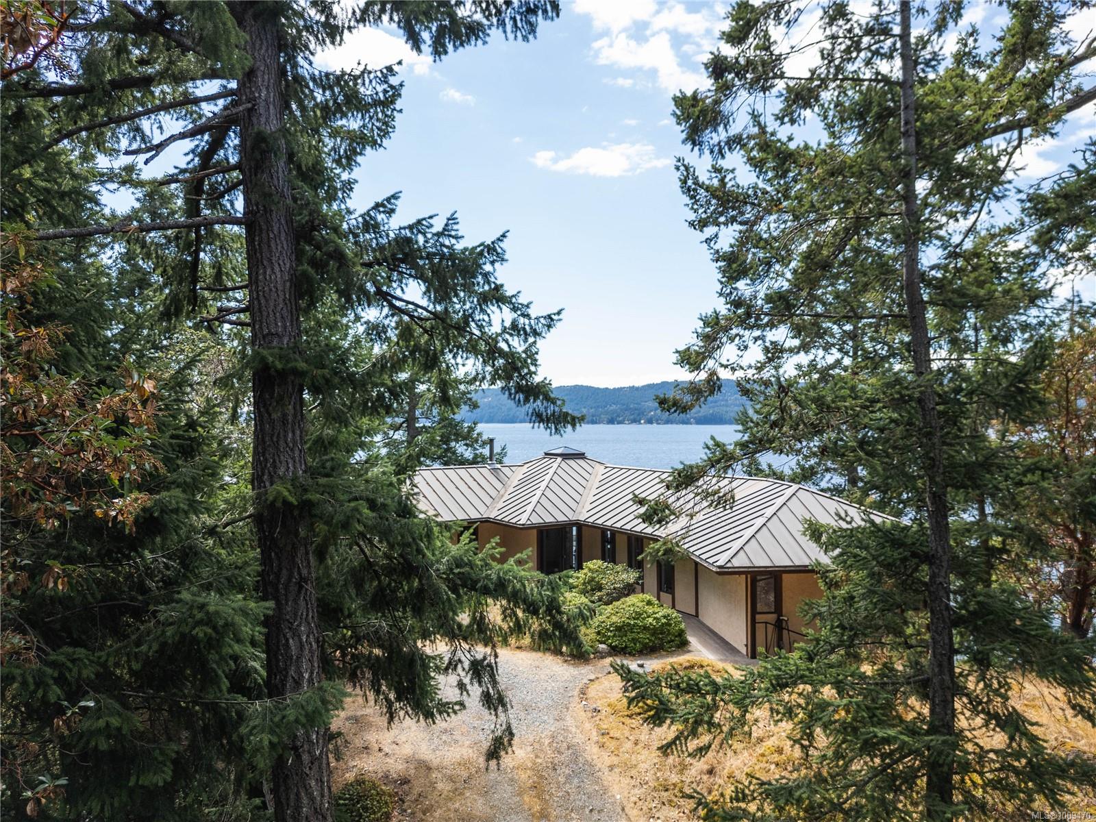 456 Scott Point Dr, Salt Spring, BC V8K 2R2