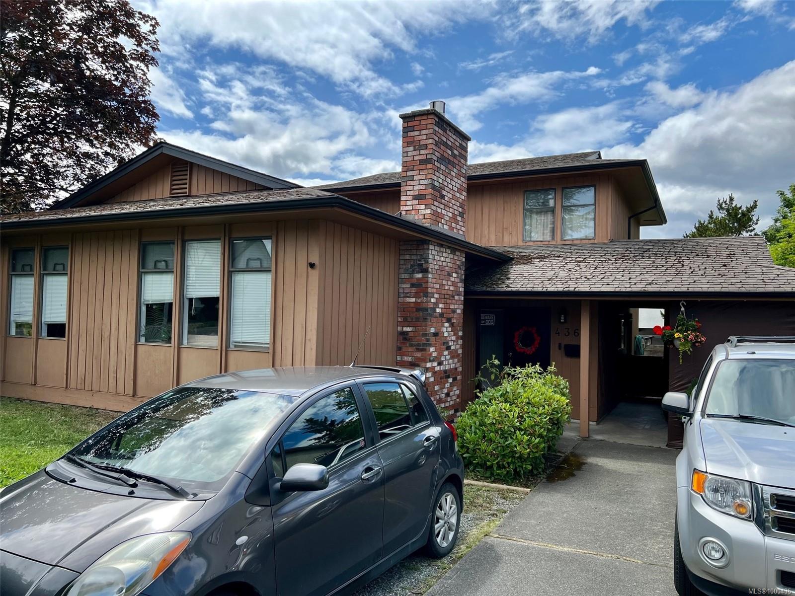 4360 Torquay Dr, Saanich, BC V8N 3L2