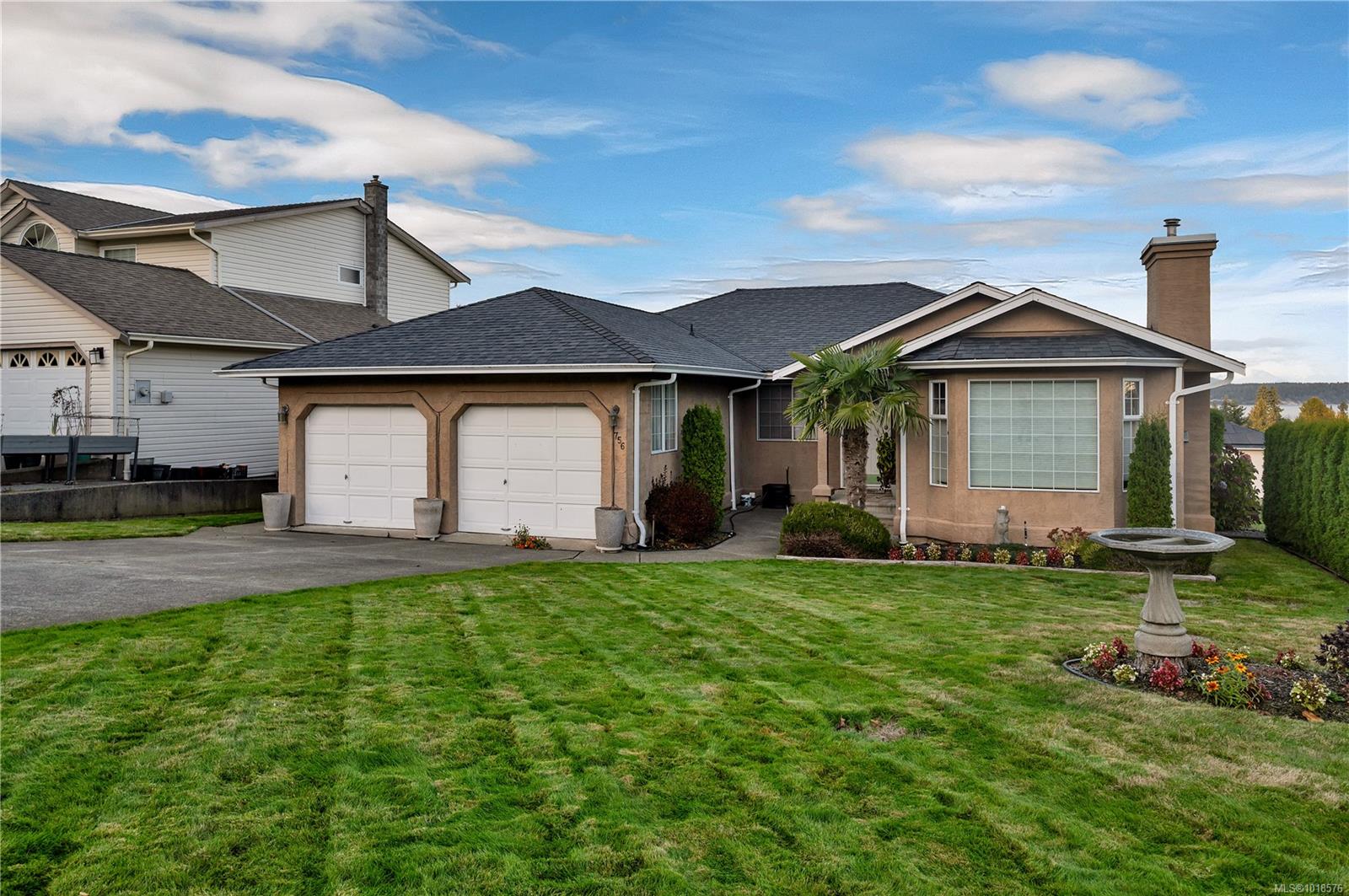 756 Bowen Dr, Campbell River, BC V9H 1S2