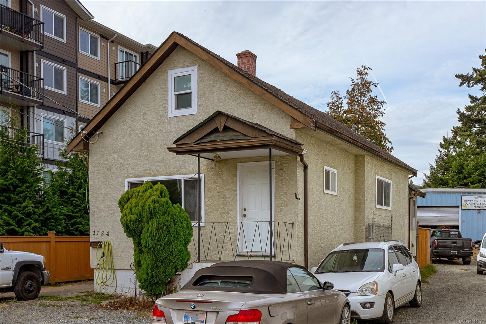 3124 Jacklin Rd, Langford, BC V9B 3Z1
