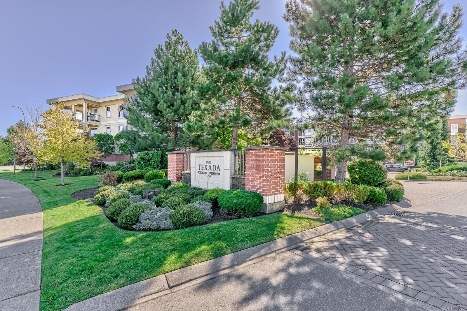 6310 Mcrobb Ave Apt 314, Nanaimo, BC V9V 1W8