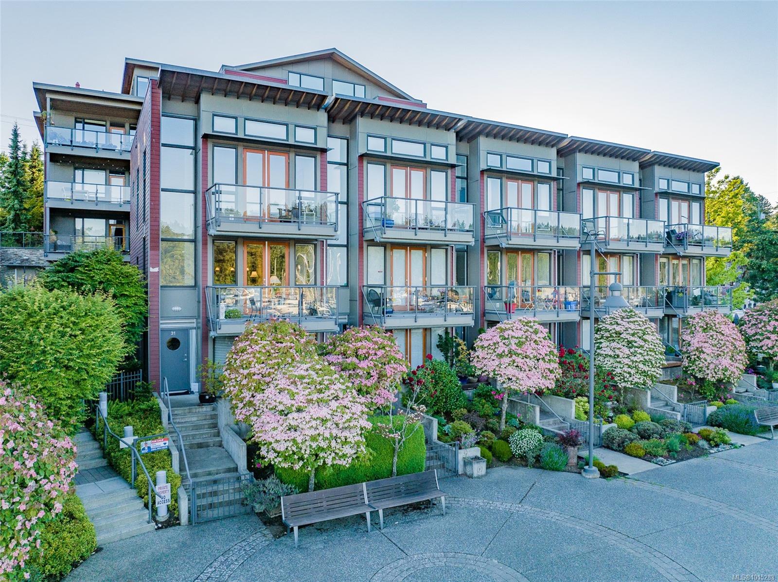 31 Cypress St, Nanaimo, BC V9S 0A1
