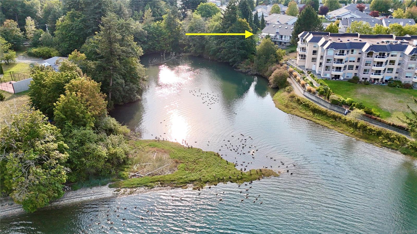 2600 Ferguson Rd Apt 122, Central Saanich, BC V8M 2C1