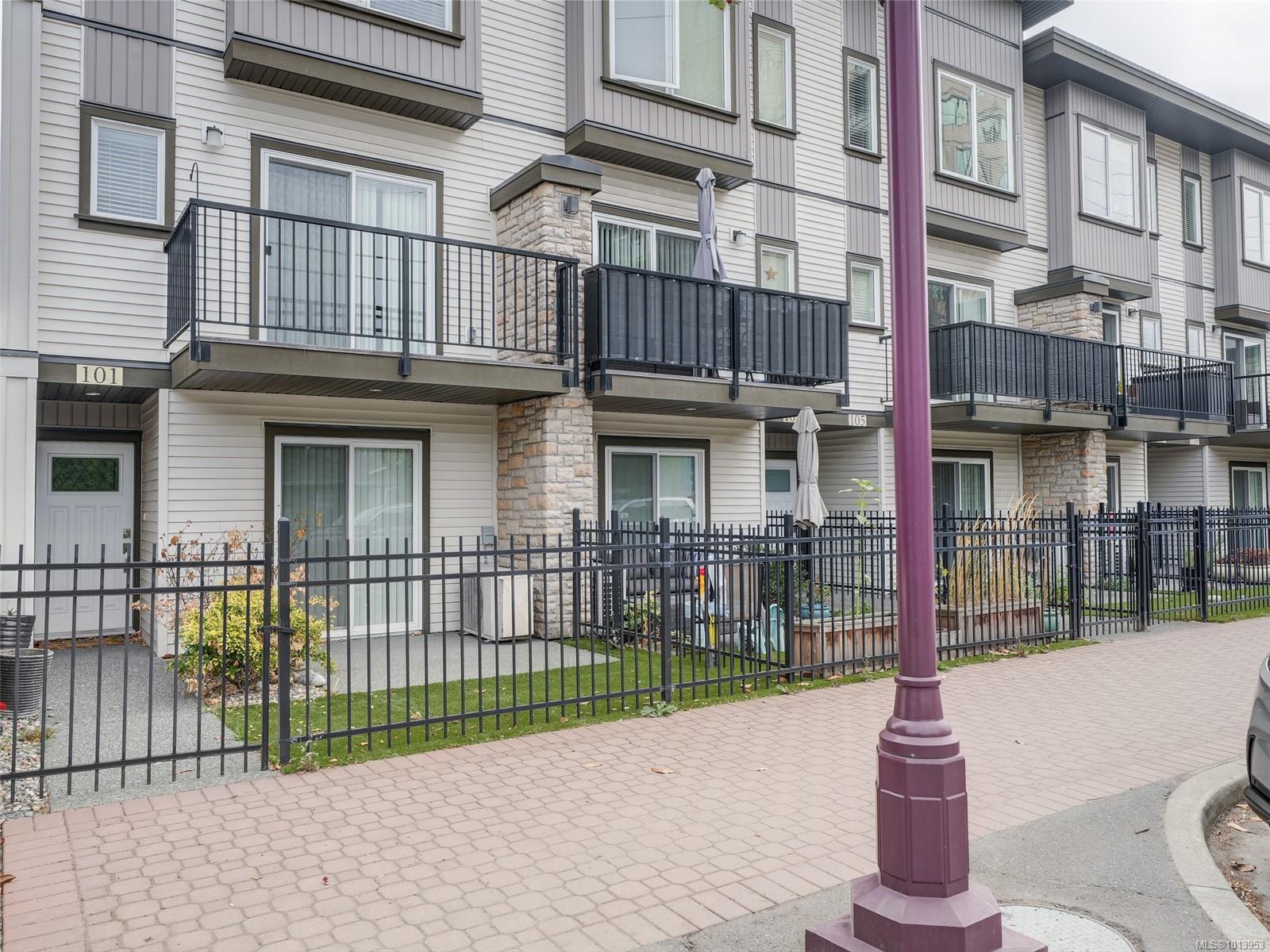 2821 Jacklin Rd Apt 101, Langford, BC V9B 0T3