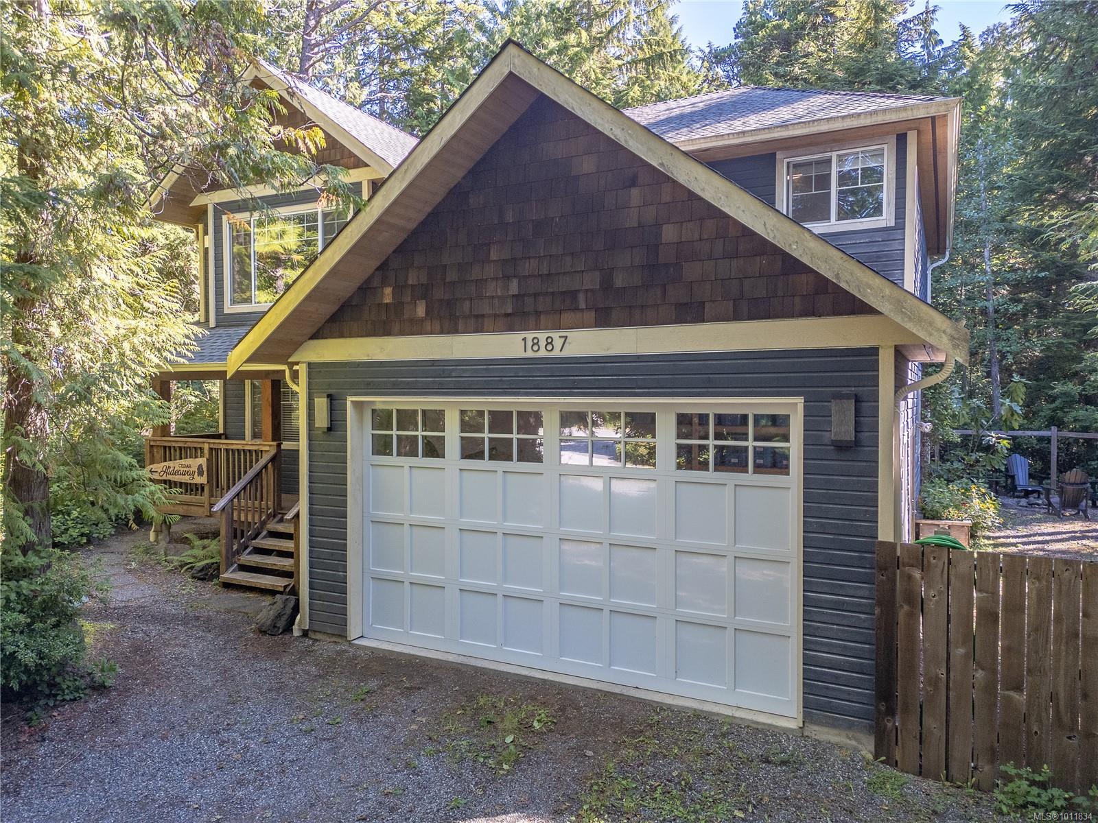 1887 St Jacques Blvd, Ucluelet, BC V0R 3A0