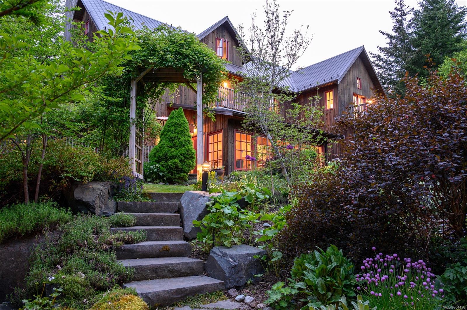 169 Armand Way, Salt Spring, BC V8K 2B6