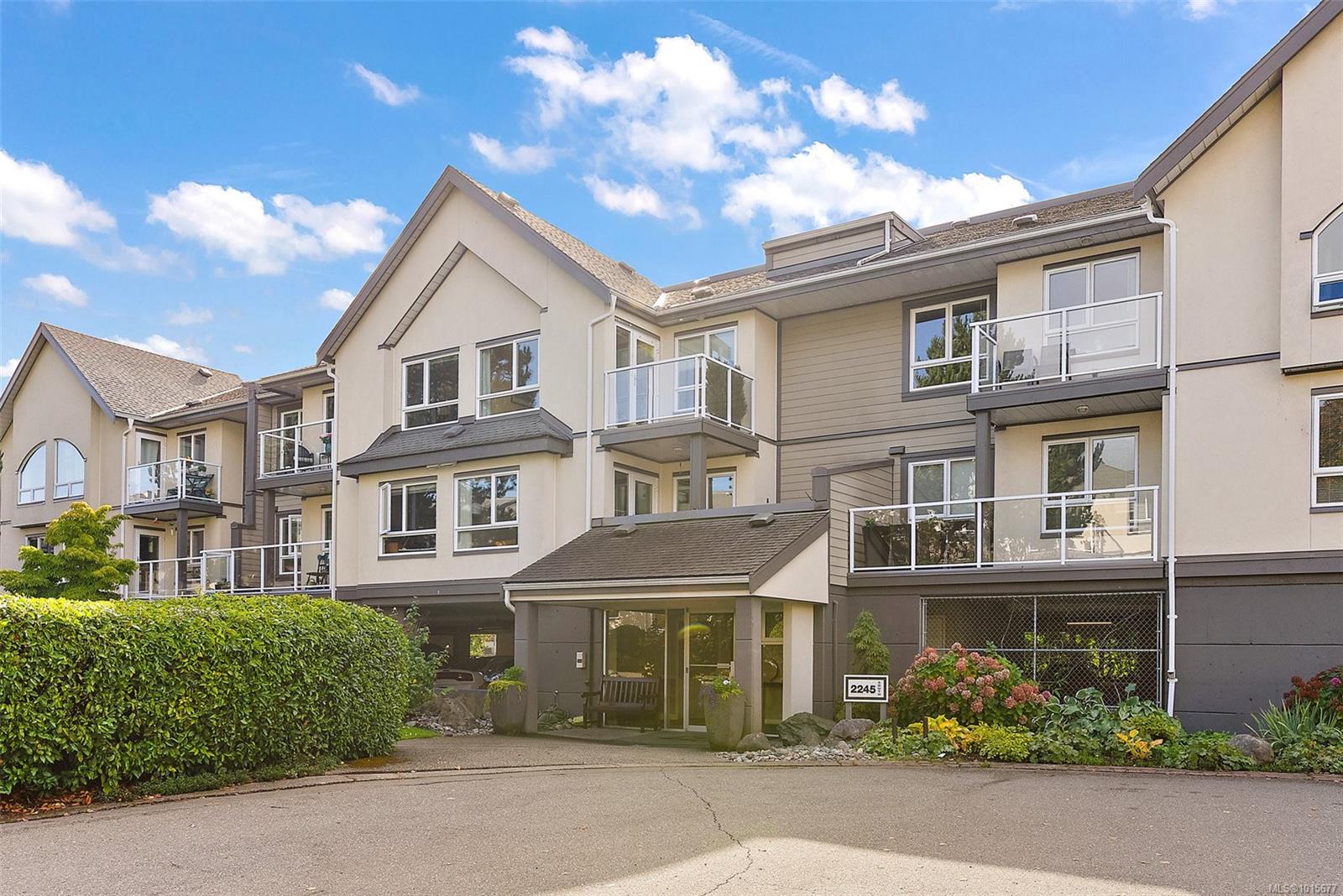 2245 James White Blvd Apt 325, Sidney, BC V8L 1Z5