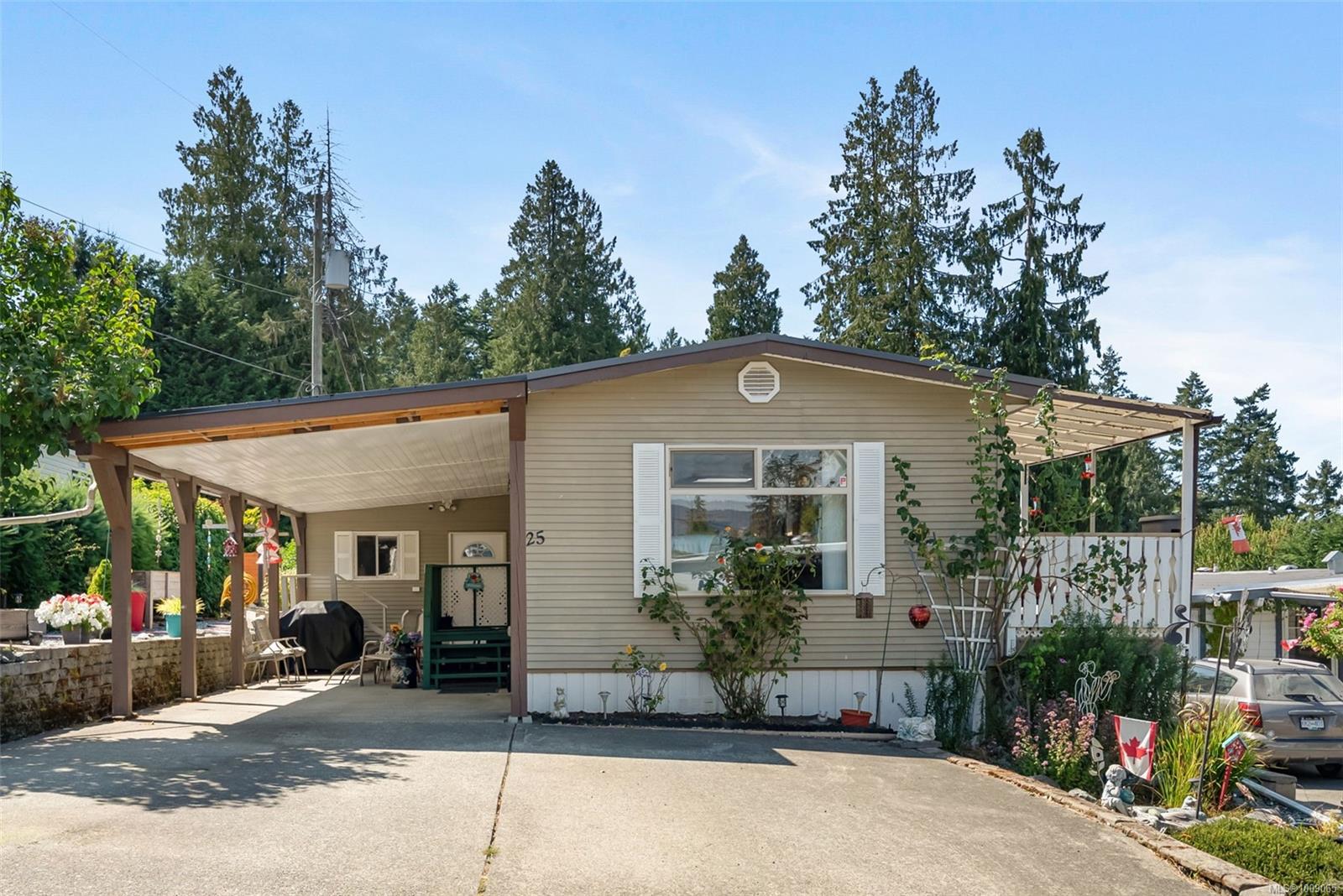 1265 Cherry Point Rd Apt 25, Cowichan Bay, BC V0R 1N2