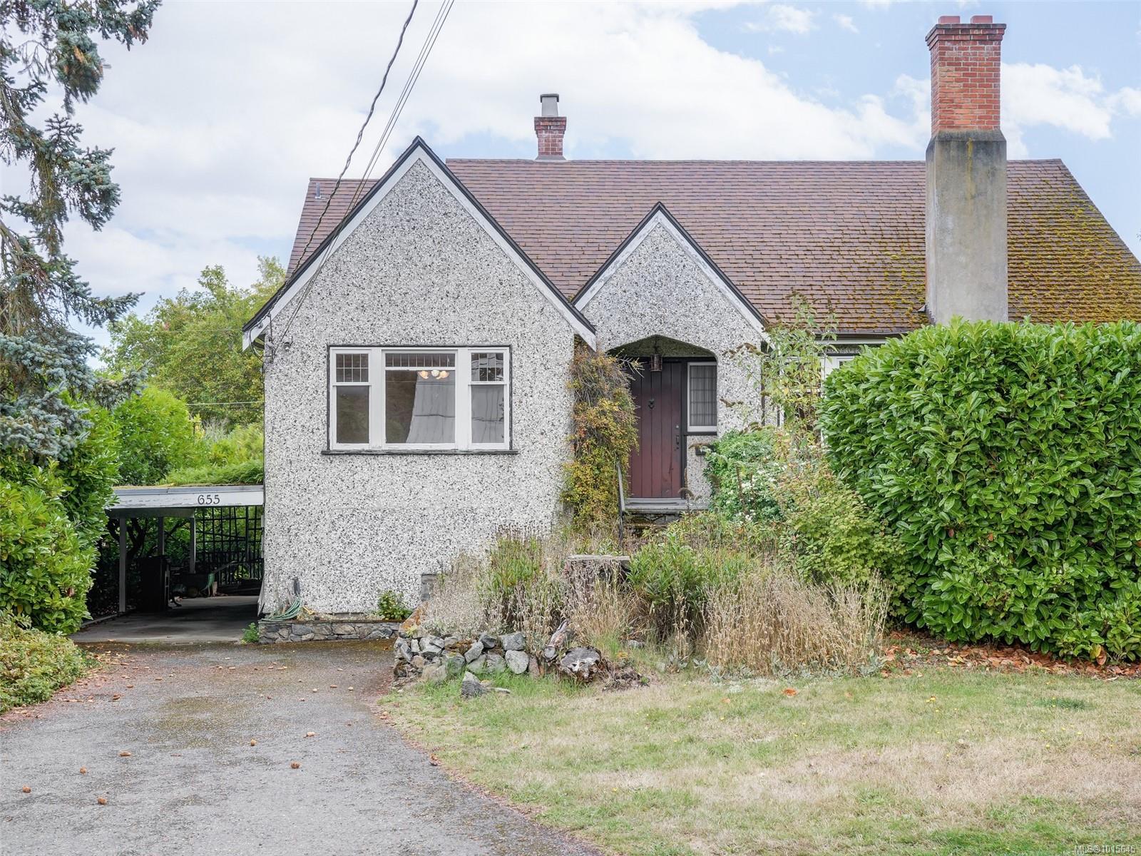 655 Linkleas Ave, Oak Bay, BC V8S 5C2