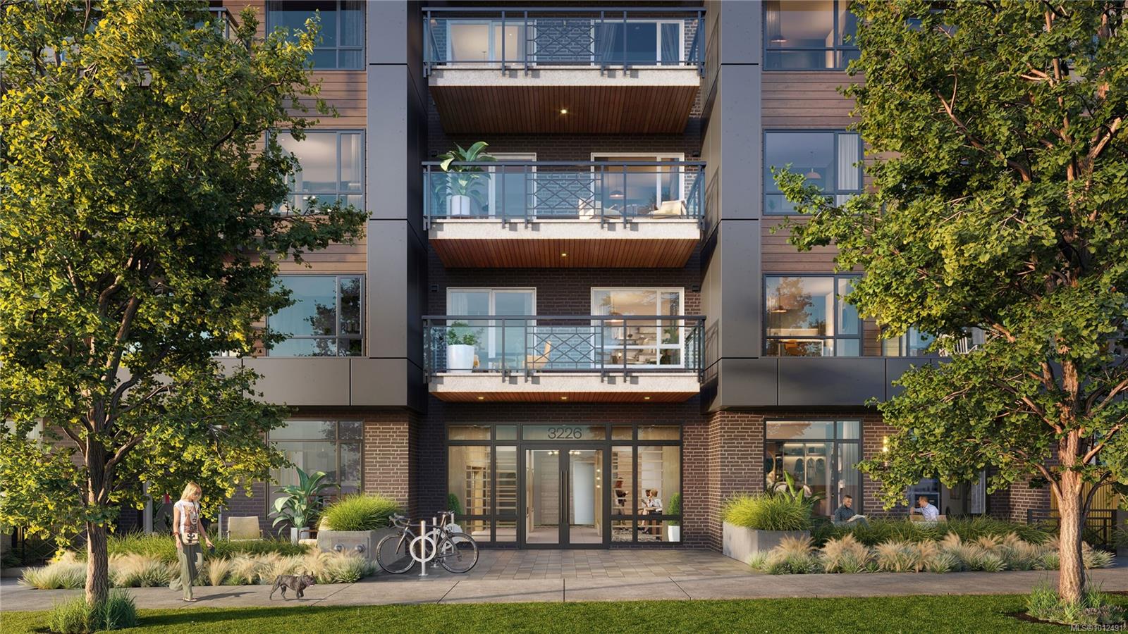 3226 Shelbourne St Apt 110, Saanich, BC V8P 5G8