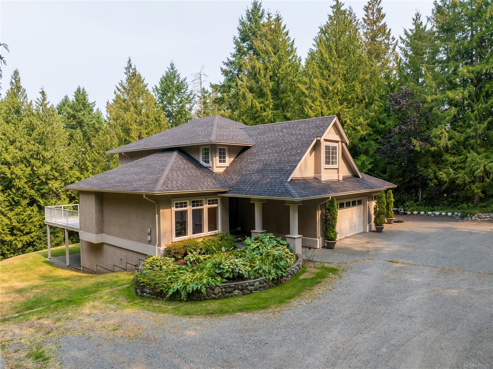 905 Cowerd Rd, Cobble Hill, BC V0R 1L0
