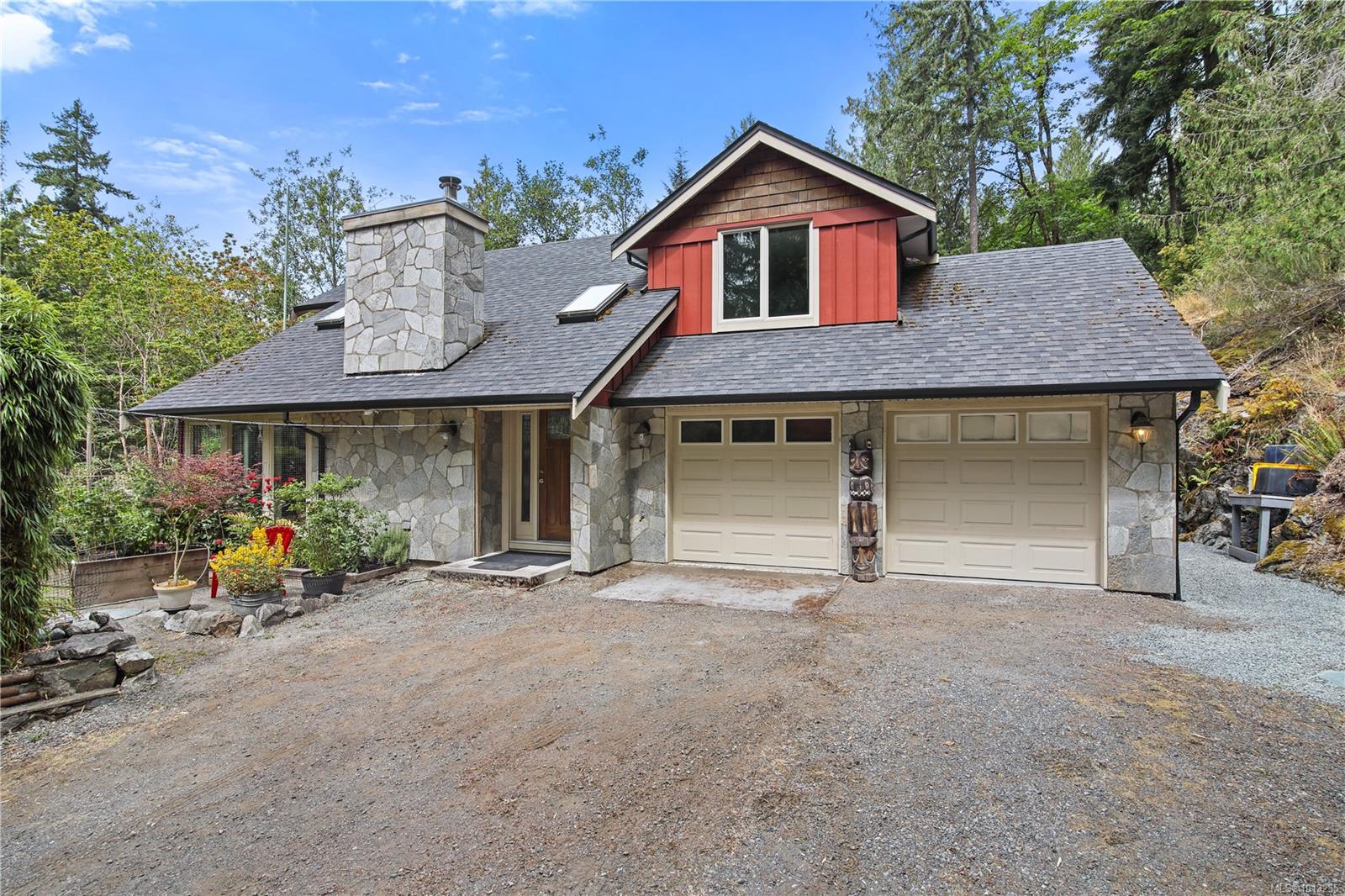 1765 Shawnigan Lake Rd, Shawnigan Lake, BC V0R 2W2