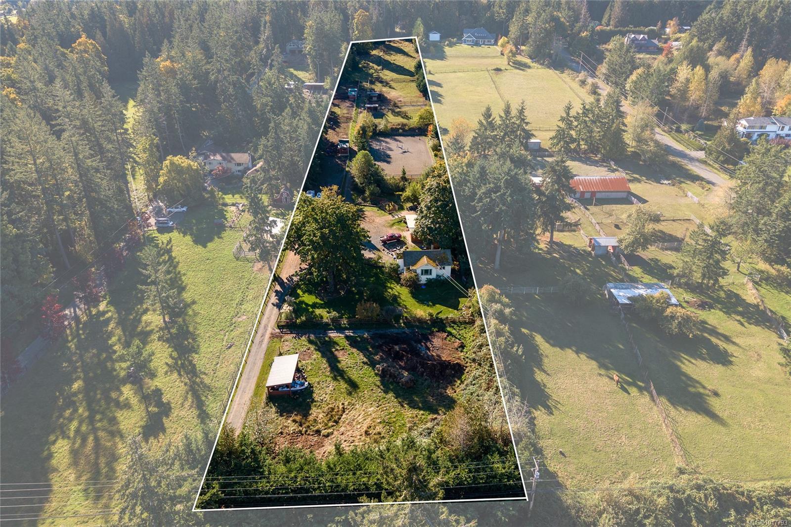 7727 Superior Rd, Lantzville, BC V0R 2H0