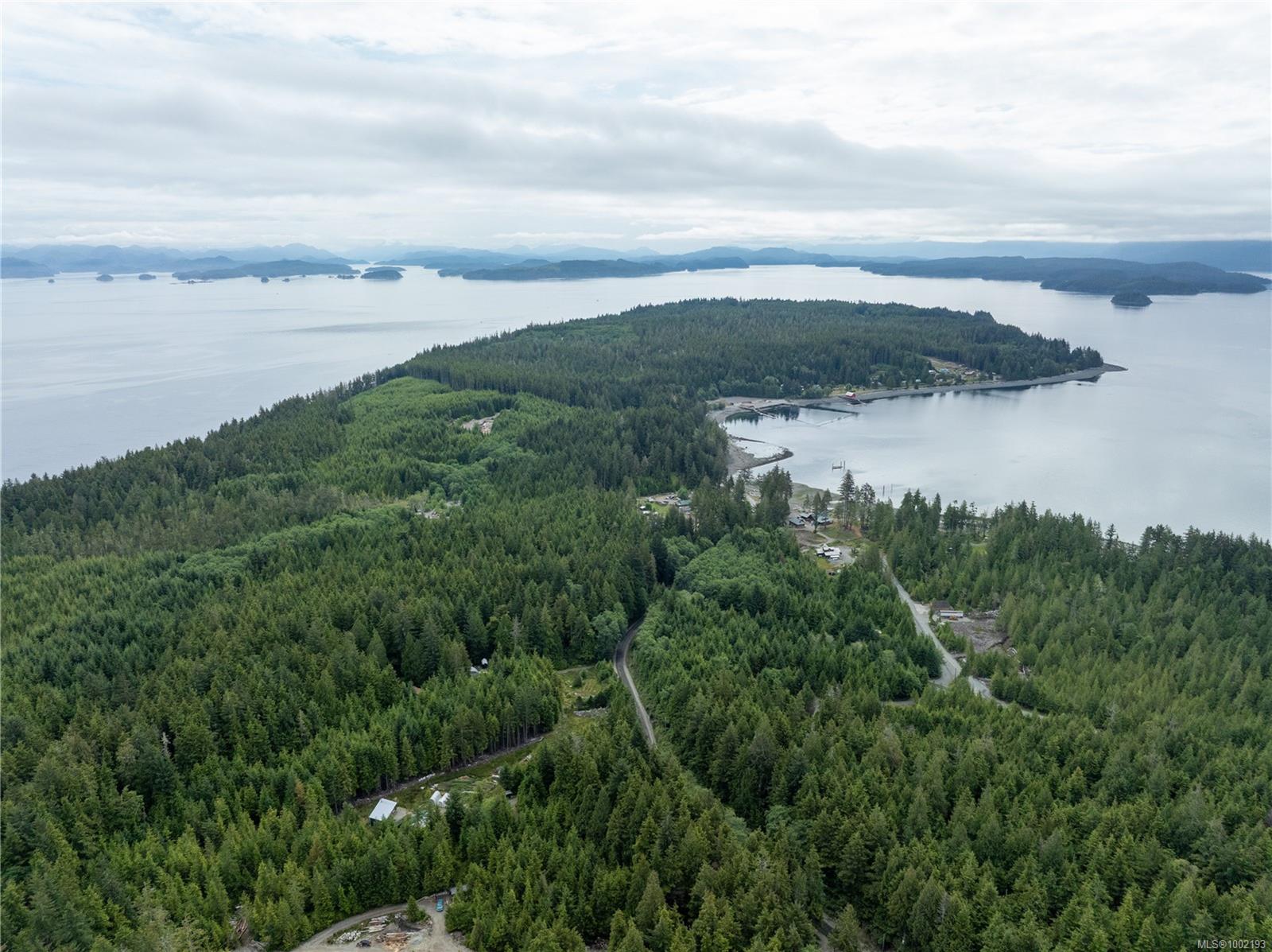 15 Mitchell Bay Access Rd, Mount Waddington A, BC V0N 3E0