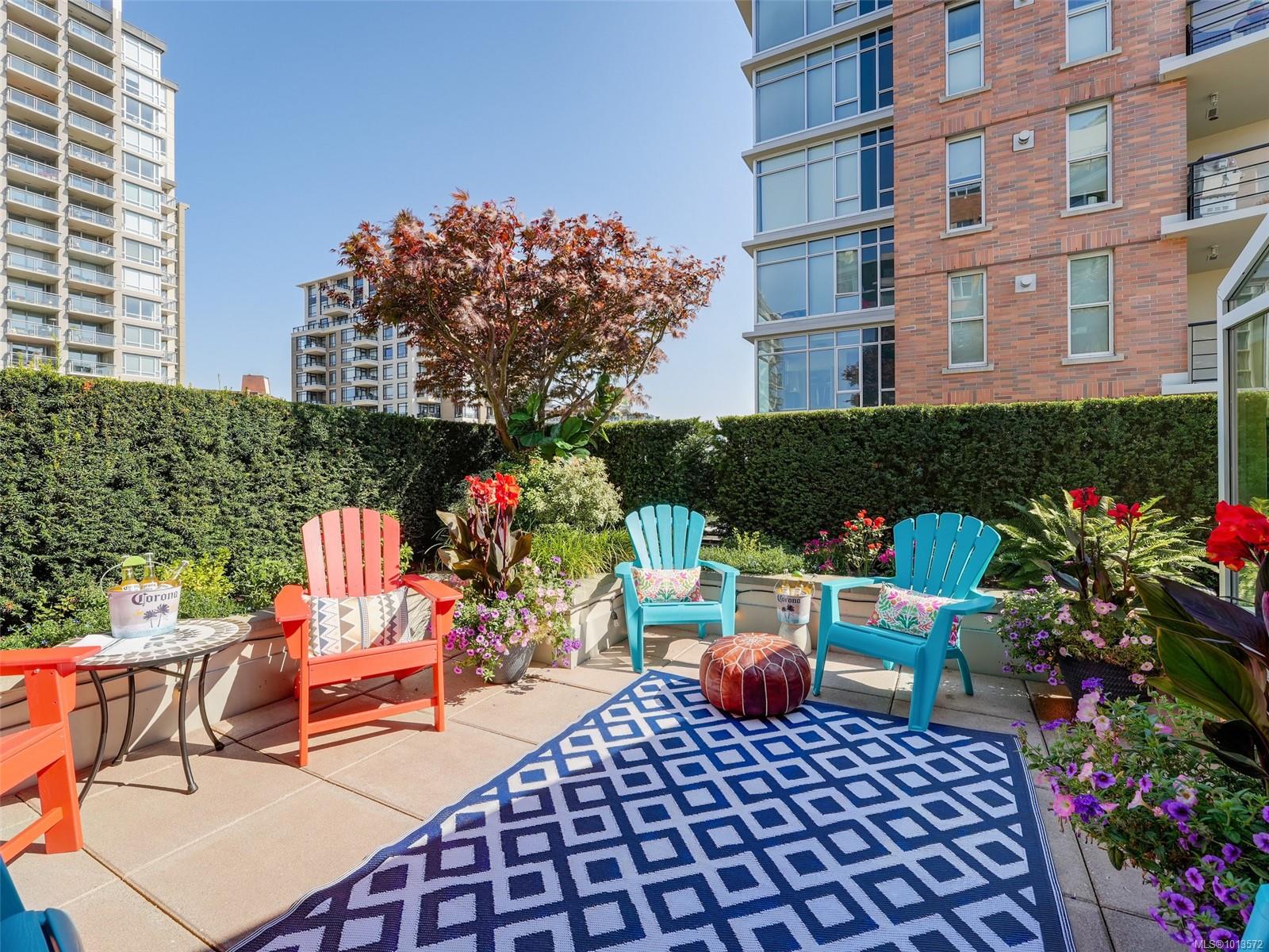 737 Humboldt St Apt N608, Victoria, BC V8W 1B1