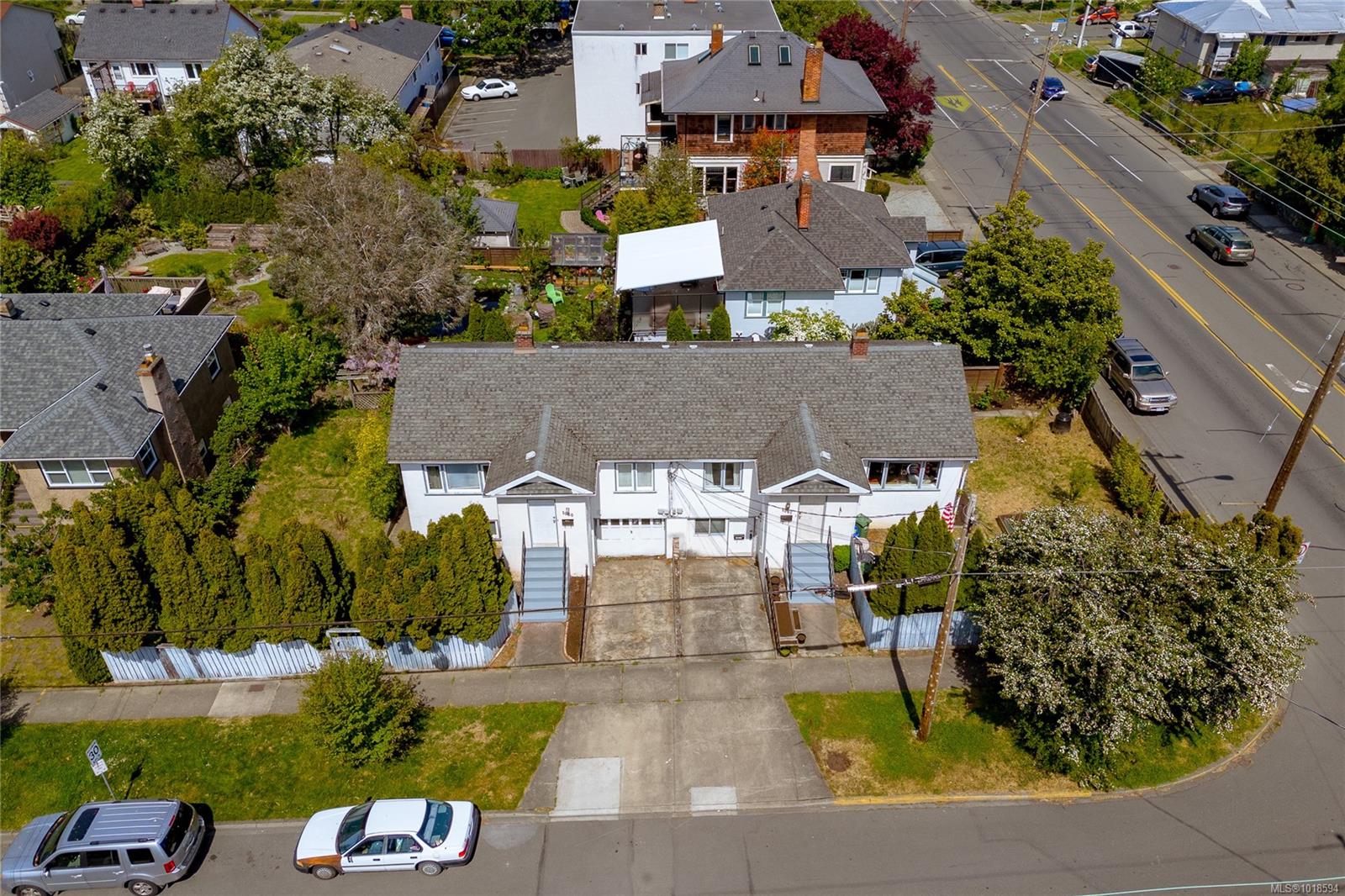 10601062 Queens Ave, Victoria, BC V8T 1M8