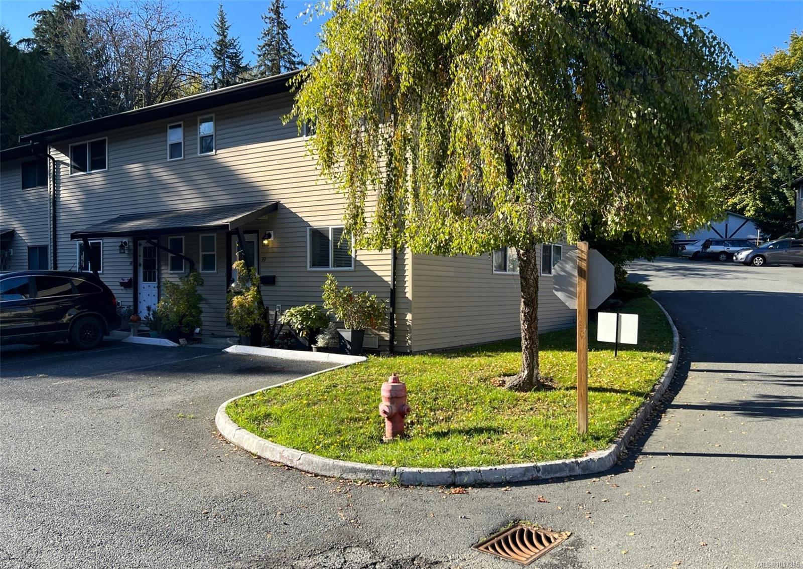 3025 Cowichan Lake Rd Apt 39, Duncan, BC V9L 4B5