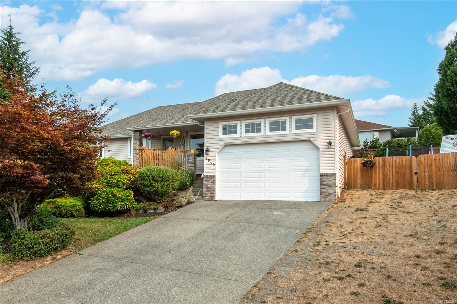 1860 Brant Pl, Courtenay, BC V9N 8Y8