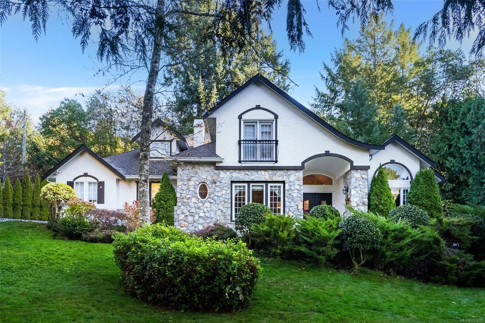 11327 Nitinat Road, North Saanich, BC V8L 5R8 MLS 951212 Houseful