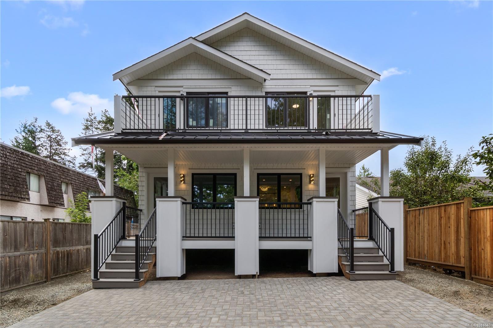 149 First Ave W Apt D, Qualicum Beach, BC V9K 1G9